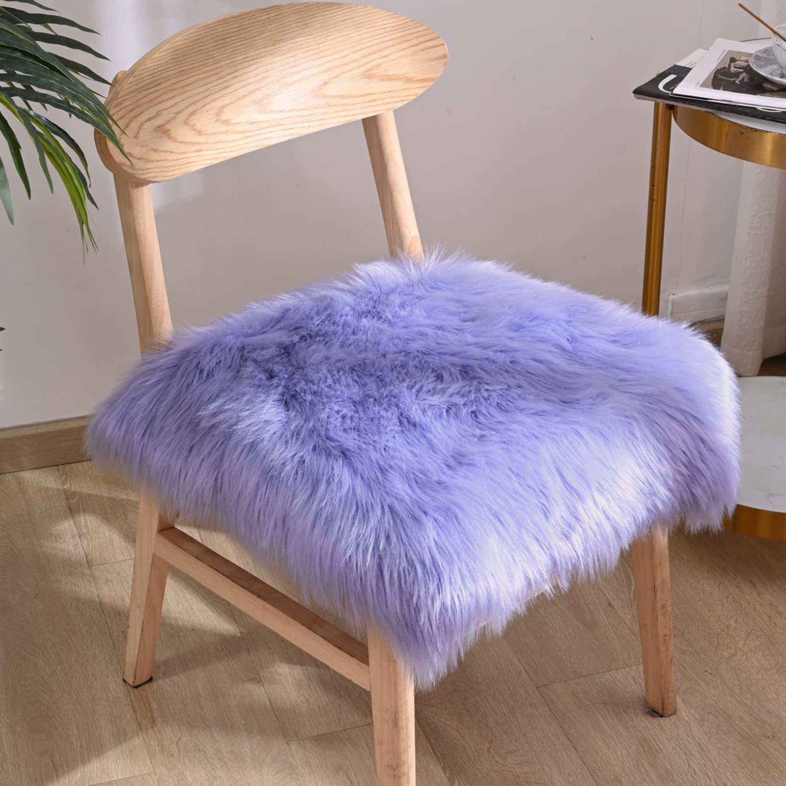 Softlife Black Faux Fur Sheepskin Chair Cover Seats Cushion Pad Super Soft Area Rugs for Living Bedroom Sofa Dorm (1.6ft x 1.6ft)