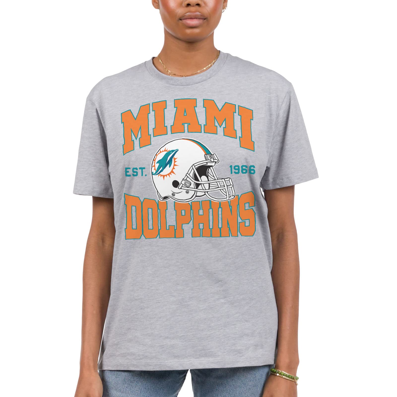 Junk Food Clothing x NFL - Team Helmet - Short Sleeve Fan Shirt for Men and Women - Officially Licensed NFL Apparel