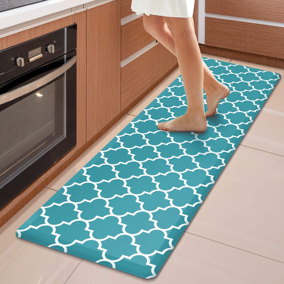 WISELIFE Anti-Fatigue Cushioned Kitchen Mat / Rug ,17.3"x 28",Non Slip Heavy Duty PVC Ergonomic Waterproof Comfort Rugs for Floor Home, Office, Sink, Laundry,Black