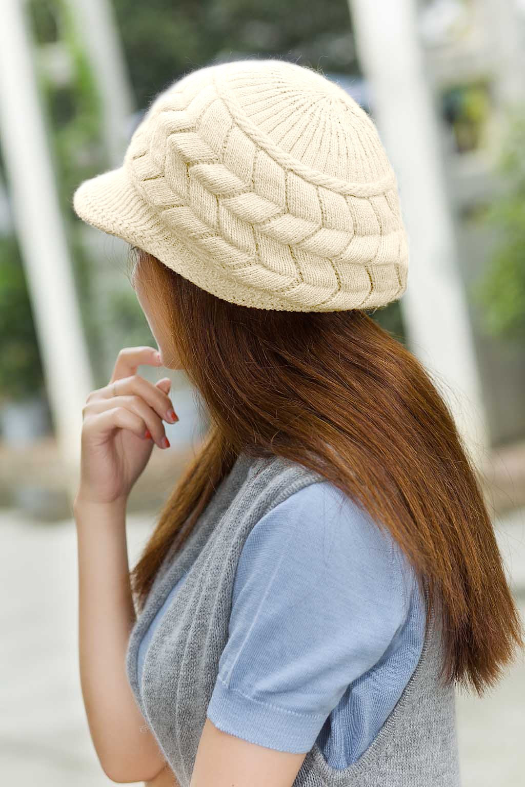 Women Winter Warm Knit Hat Wool Snow Ski Caps with Visor