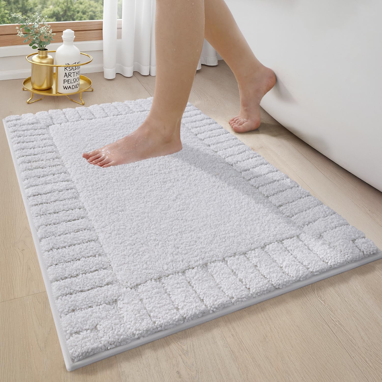 LUMI Bathroom Rugs Non Slip with Rubber Backing, Extra Soft Plush Microfiber Bath Rug Absorbent, Machine Washable Bath Mat Quick Dry for Tub, Shower, Hotel, Beige, 16"x24"