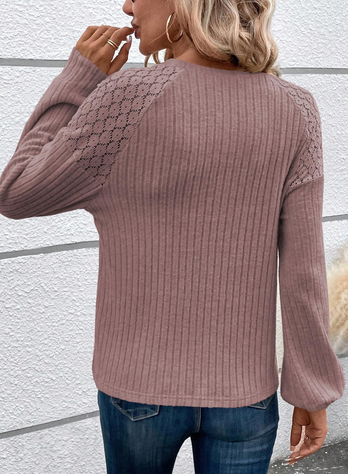 Acelitt Womens Fall Long Sleeve Tunic Tops Casual Crew Neck Dressy Shirt Lace Patchwork Blouses Pullover Sweaters