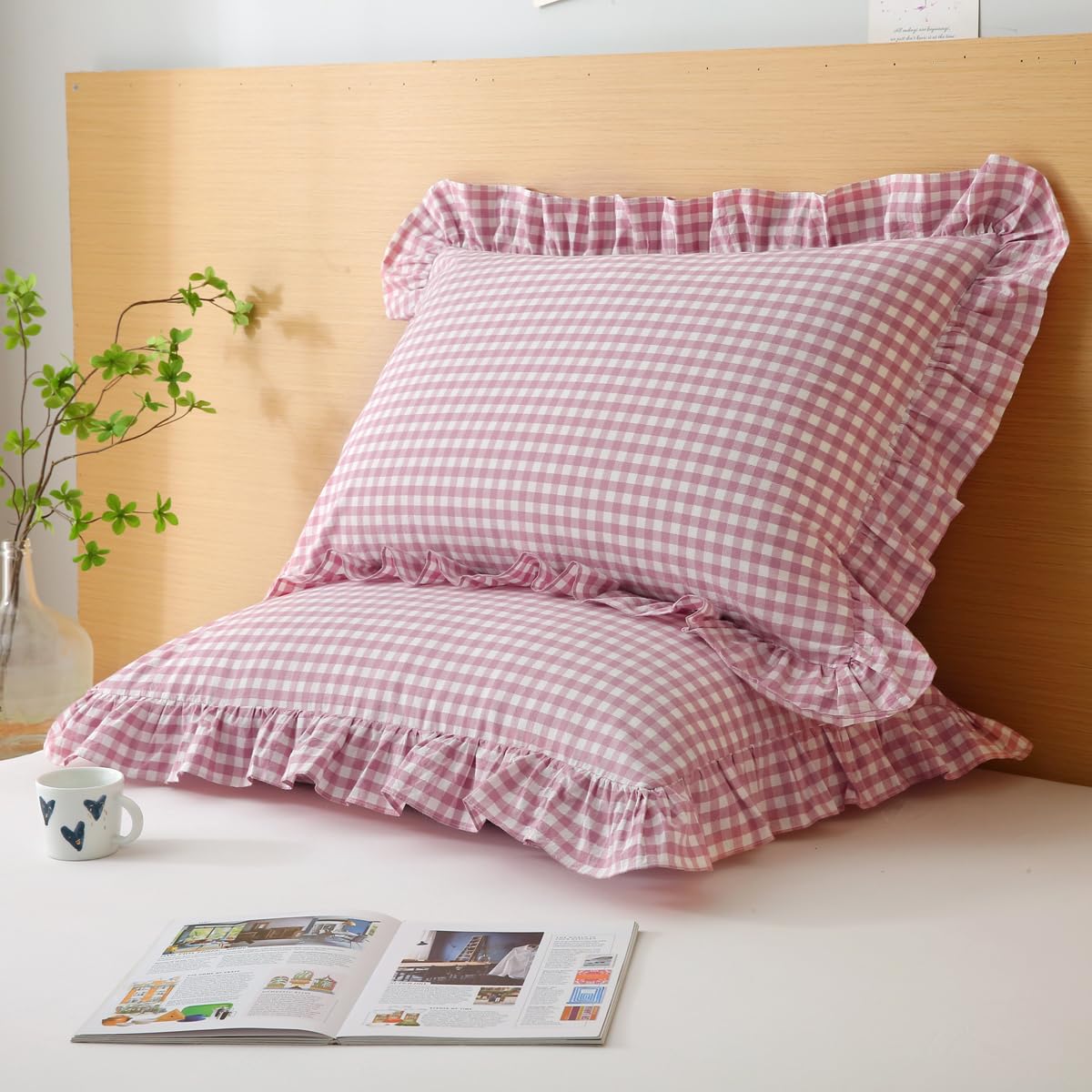 Silnuo Green/White Plaid Ruffled Queen Size Pillow Shams Set of 2,Washed Cotton Shabby Checkered Gingham Farmhouse Bed Pillow Covers 20"x30"