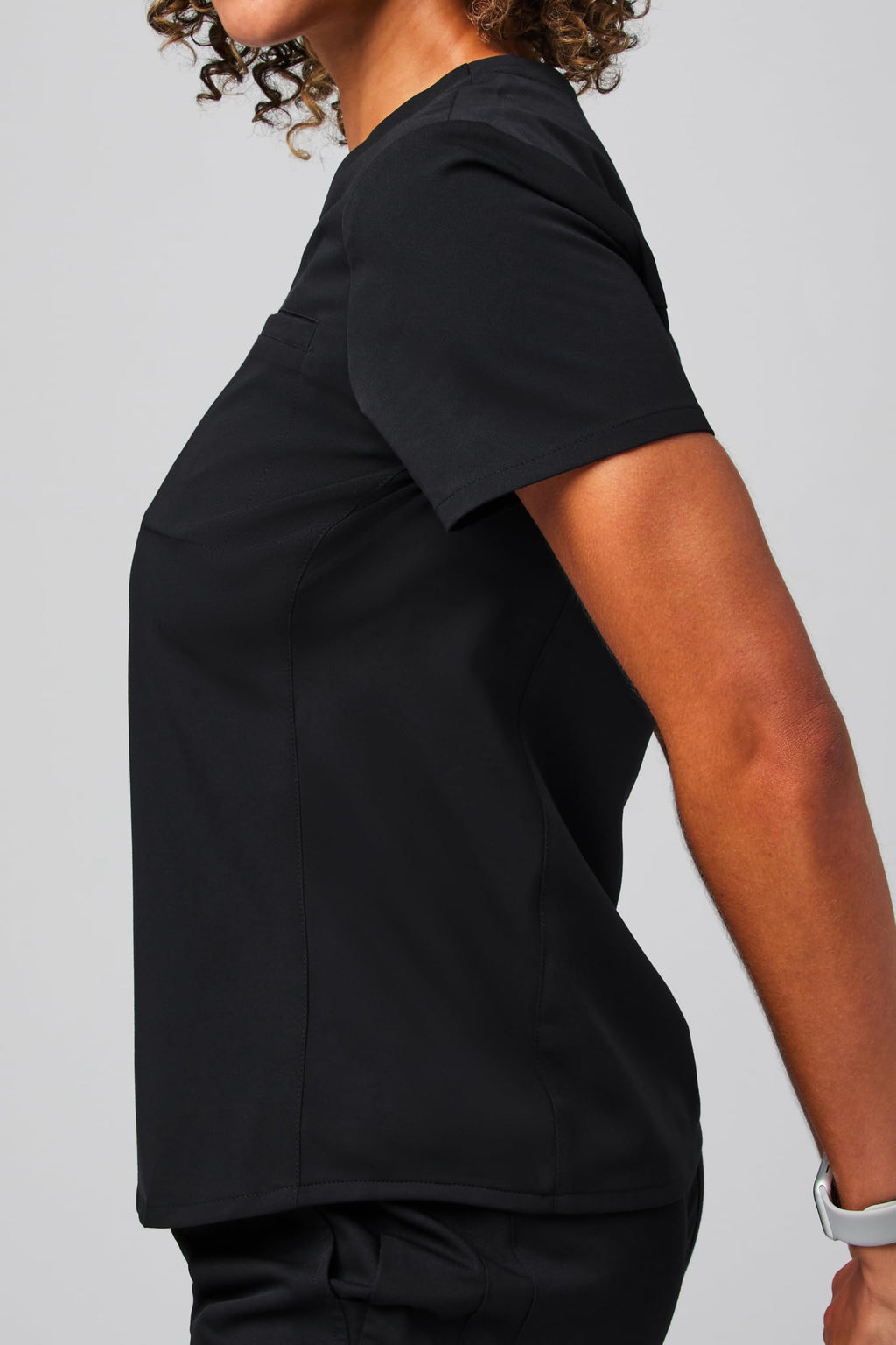 Fabletics Women's Vital 1-Pocket Scrub Top - MotionTech, Wrinkle-Resist, Chest Pocket, Anti-Shrink, Semi-Slim Fit