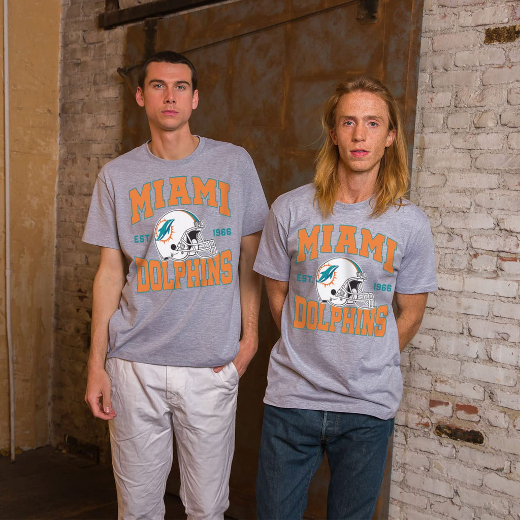 Junk Food Clothing x NFL - Team Helmet - Short Sleeve Fan Shirt for Men and Women - Officially Licensed NFL Apparel