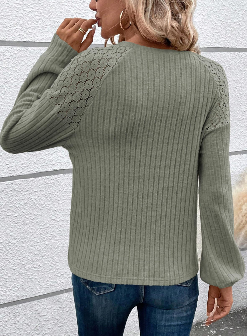 Acelitt Womens Fall Long Sleeve Tunic Tops Casual Crew Neck Dressy Shirt Lace Patchwork Blouses Pullover Sweaters