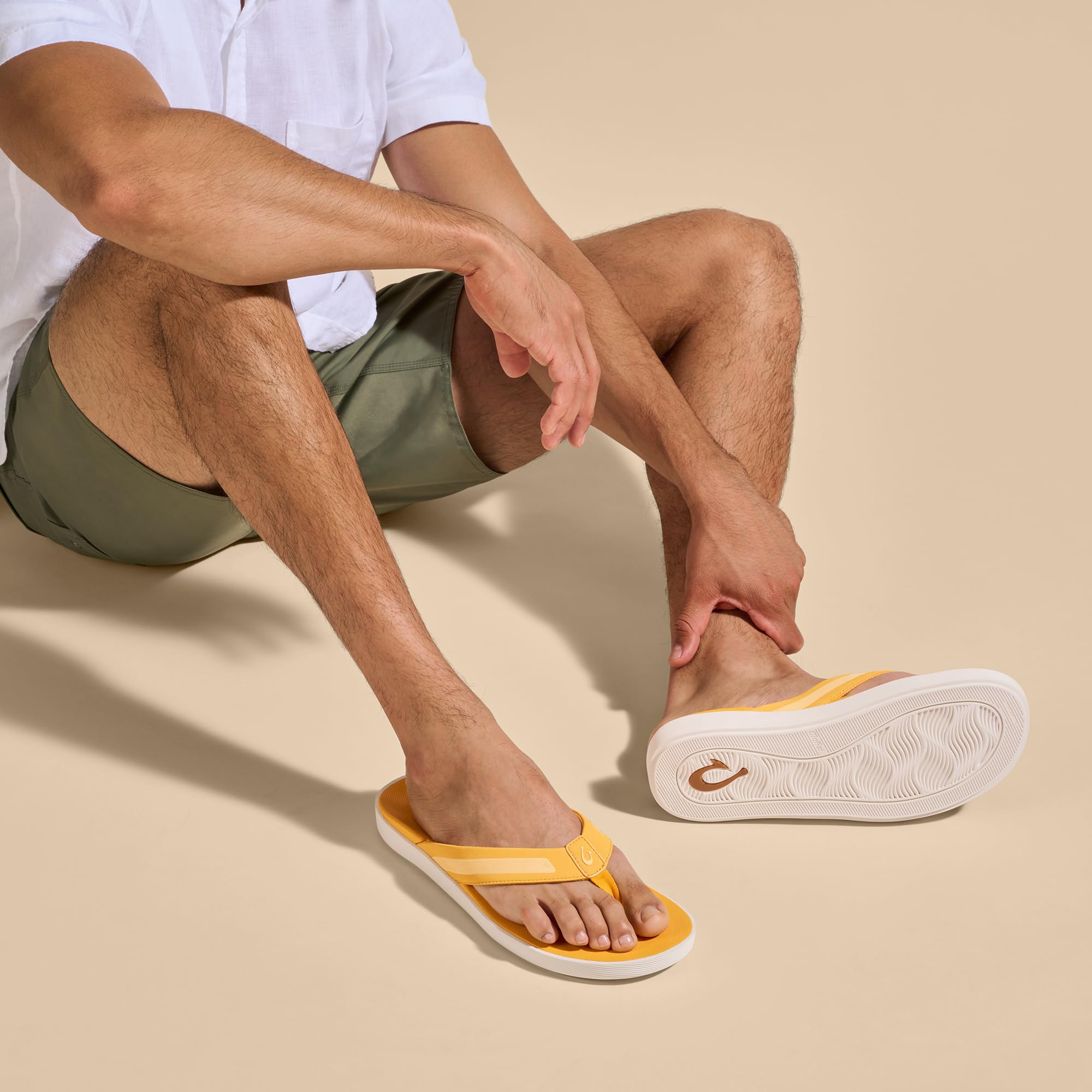 OluKai Leeward Men's Beach Sandals, Quick-Dry Flip Flop Slides, Water Friendly Versatility & Wet Grip Traction, Comfort Fit & Arch Support