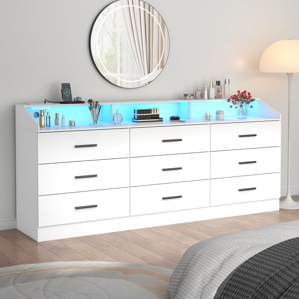 Gyfimoie 9 Drawers Dresser for Bedroom with Power Outlet, Chest of Drawers with LED Light, Modern Dressers with Open Storage Cubby, Triple Wide Dressers Organizer for Living Room (Black-)