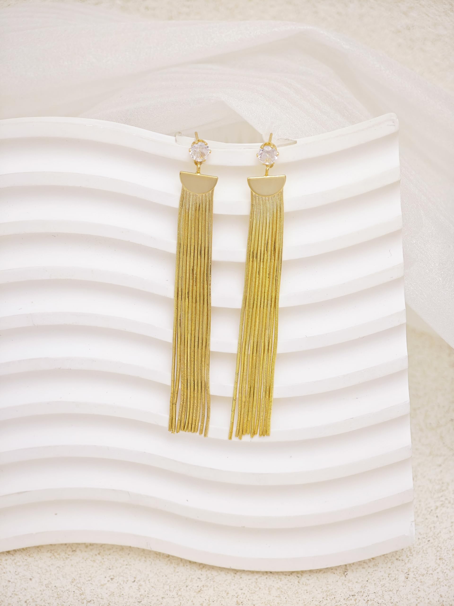 Gold Earrings for Women Trendy, Simple Dainty 14K Gold Plated Paperclip Square Chain Link Dangle Hoops Earrings Pin Stud Huggie Earrings Lightweight Hypoallergenic Minimalist Aesthetic Gold Jewelry for Christmas Gifts