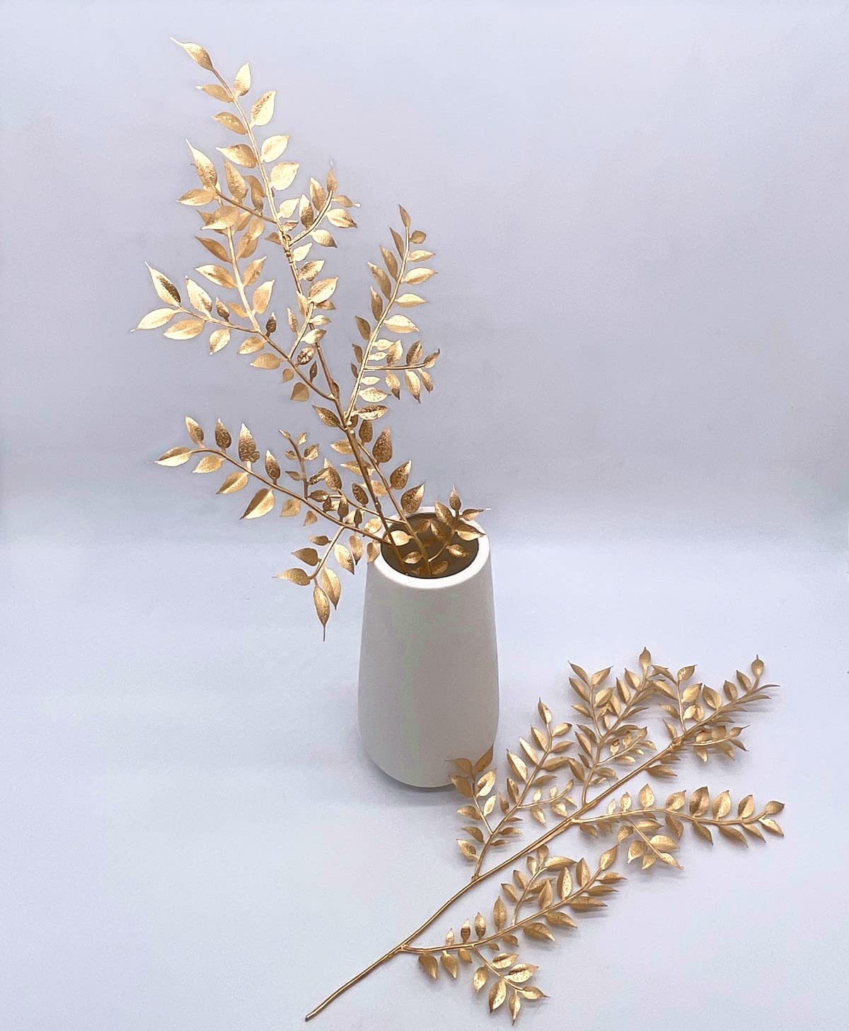 Christmas Decor Artificial Plants, PASYOU Gold Fake Antlers Plastic Grass Shrubs Leaves Indoor Outdoor Home Garden Party Hotel Verandah Wedding Event Faux DIY Decoration - 30 Inch Golden 2 Bunches