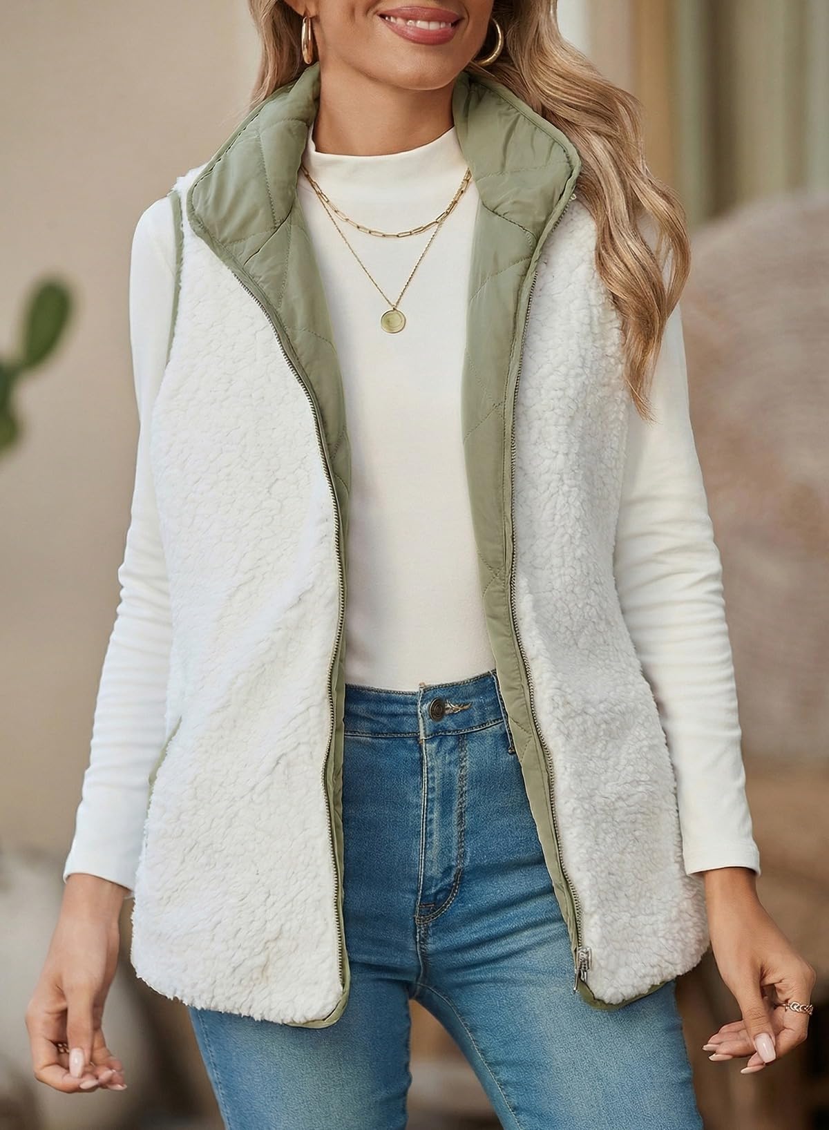 SHEWIN Women Puffer Vest Casual Stand Collar Sleeveless Puffer Jacket Warm Winter Reversible Zip Up Outerwear with Pockets
