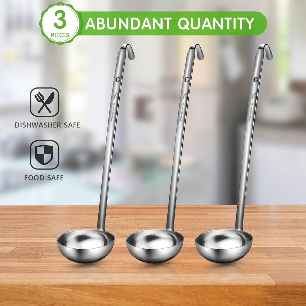 meekoo 1 Pieces Stainless Steel Ladle Soup Handle Ladle with Pouring Rim for Kitchen Cooking Soup Sauce (1 oz)