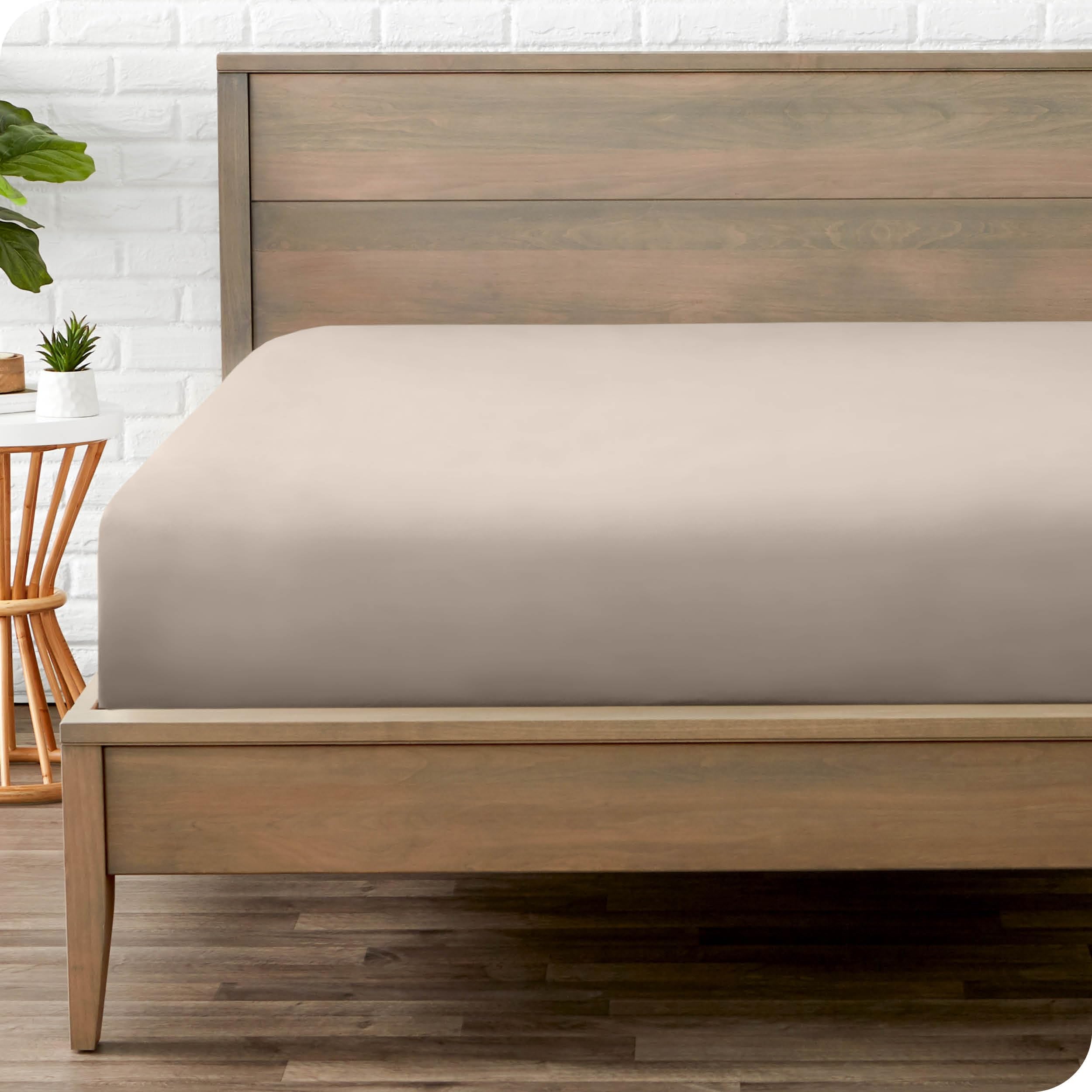 Bare Home Fitted Bottom Sheet Twin Size - Premium 1800 Ultra-Soft - Hotel Luxury - Deep Pocket - Durable and Long Lasting (Twin, White)