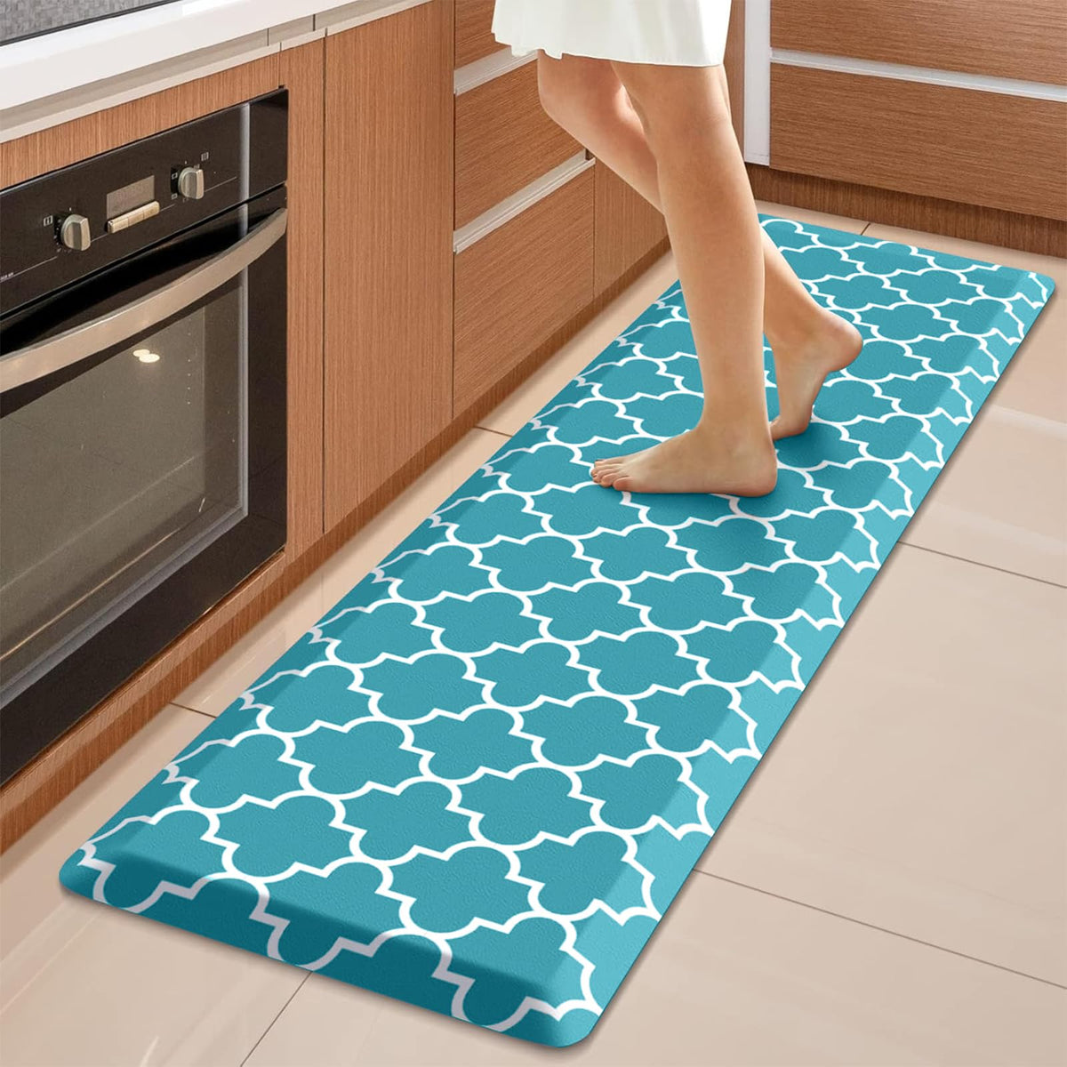 WISELIFE Anti-Fatigue Cushioned Kitchen Mat / Rug ,17.3"x 28",Non Slip Heavy Duty PVC Ergonomic Waterproof Comfort Rugs for Floor Home, Office, Sink, Laundry,Black