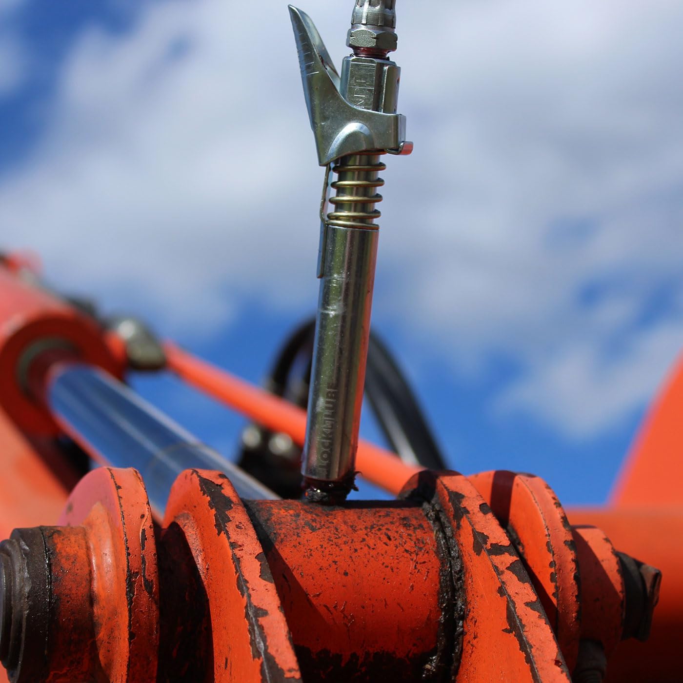 LockNLube Grease Gun Coupler XL - Universal Fit - Extra Reach for Recessed Grease Fittings