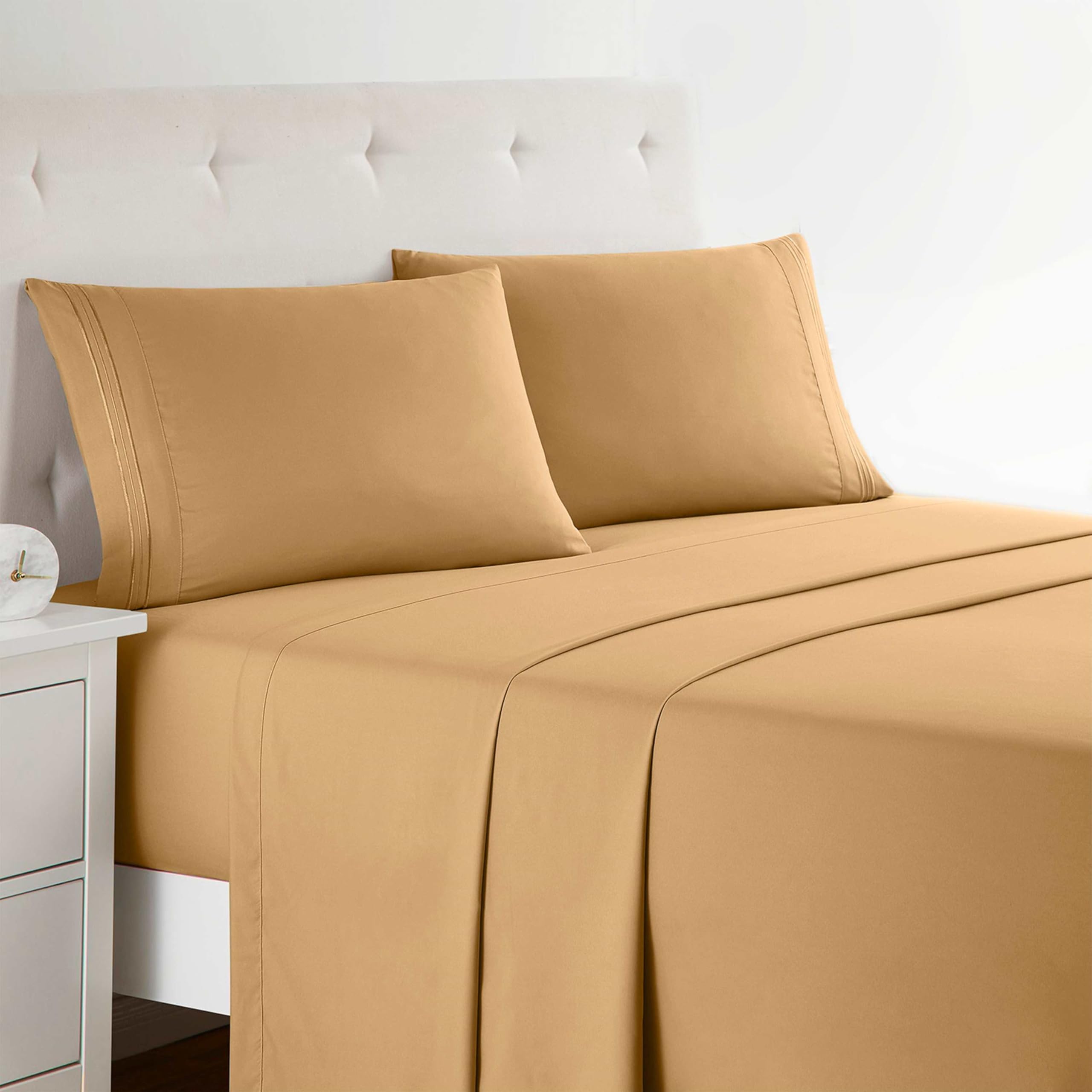 Clara Clark Bed Sheets, Premier 1800 Series 4 Piece Bed Sheet Set, Deep Pocket, Wrinkle, Fade, Stain Resistant, Luxury Soft Bedding Sheets & Pillowcases, Twin, Beach Blue