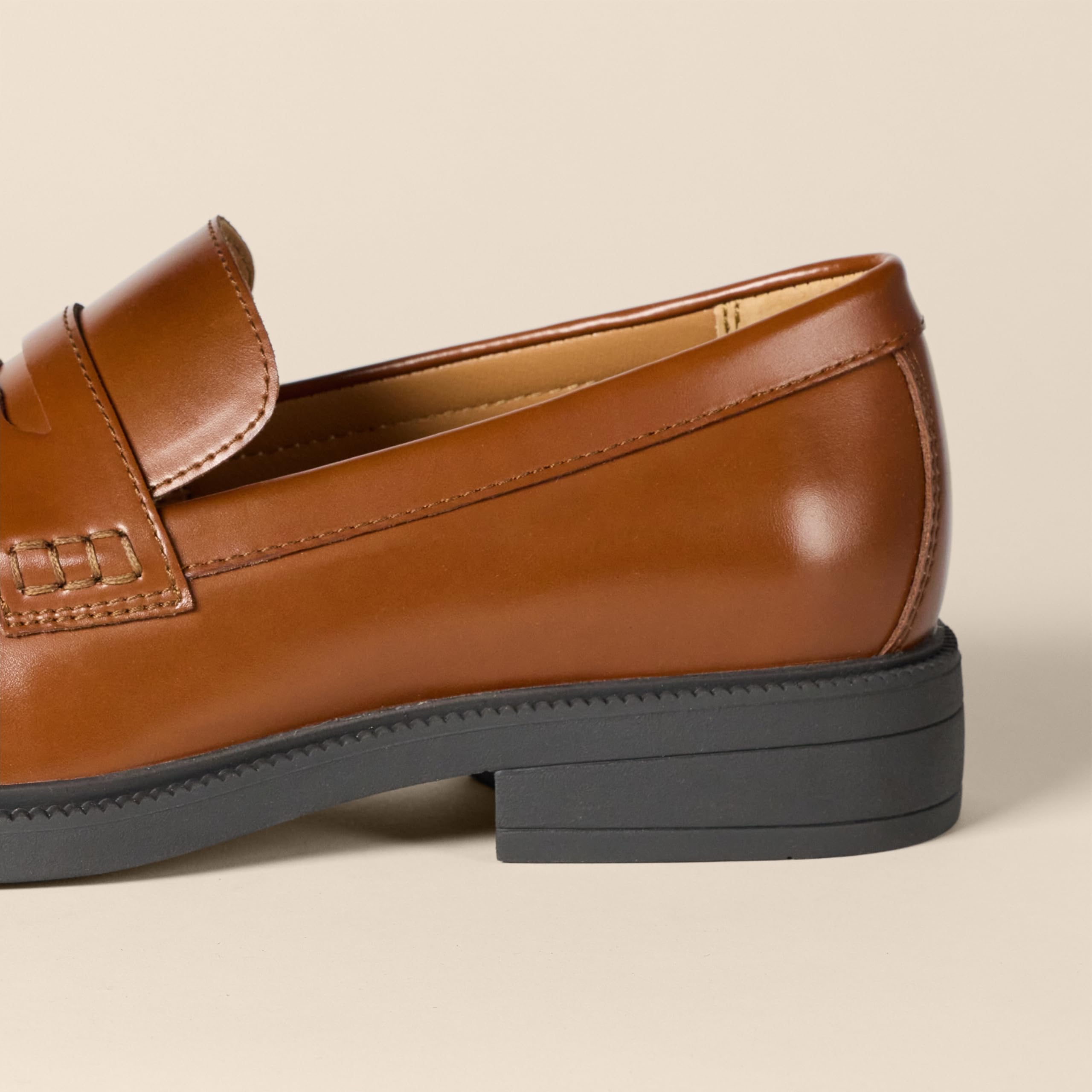 Amazon Essentials Men's Classic Penny Loafers Dress Shoes