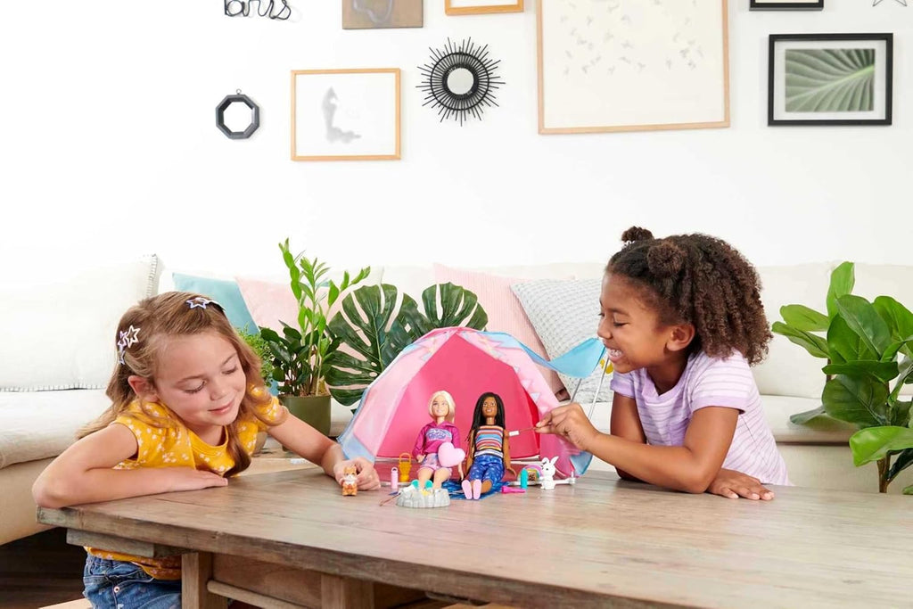 Barbie It Takes Two Camping Playset with Tent, 2 Barbie Dolls & 20 Pieces Including Animals, Telescope & Accessories, Toy for 3 Year Olds & Up (Amazon Exclusive)