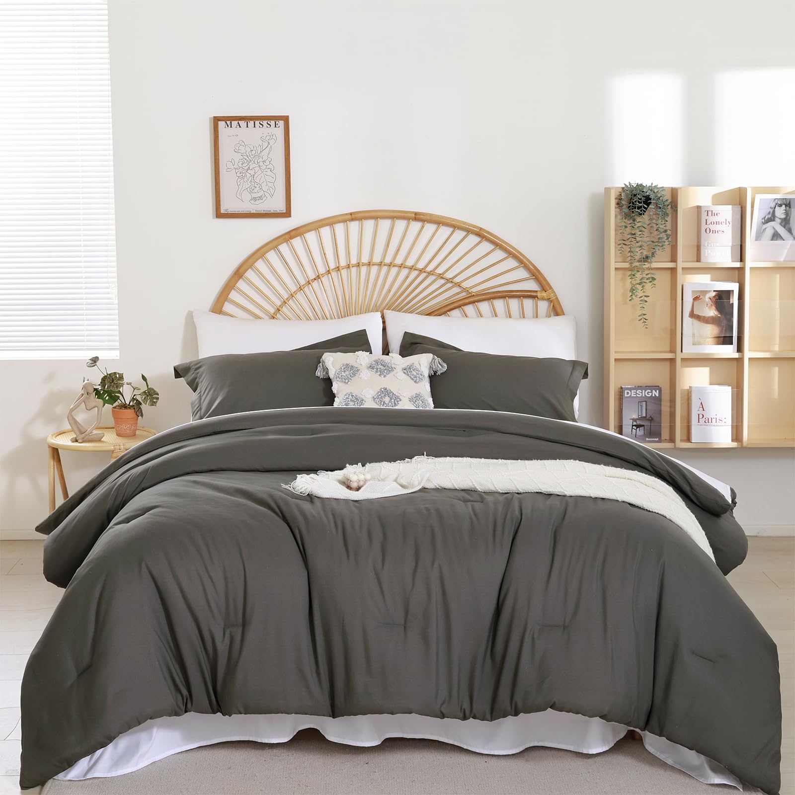 weigelia Twin Comforter Set 5 Pieces Beige Bed in A Bag Soft Queen Bedding Set Lightweight Comforter Set for Women and Men（Comforters, Flat & Fitted Sheets, Pillowcases & Shams）