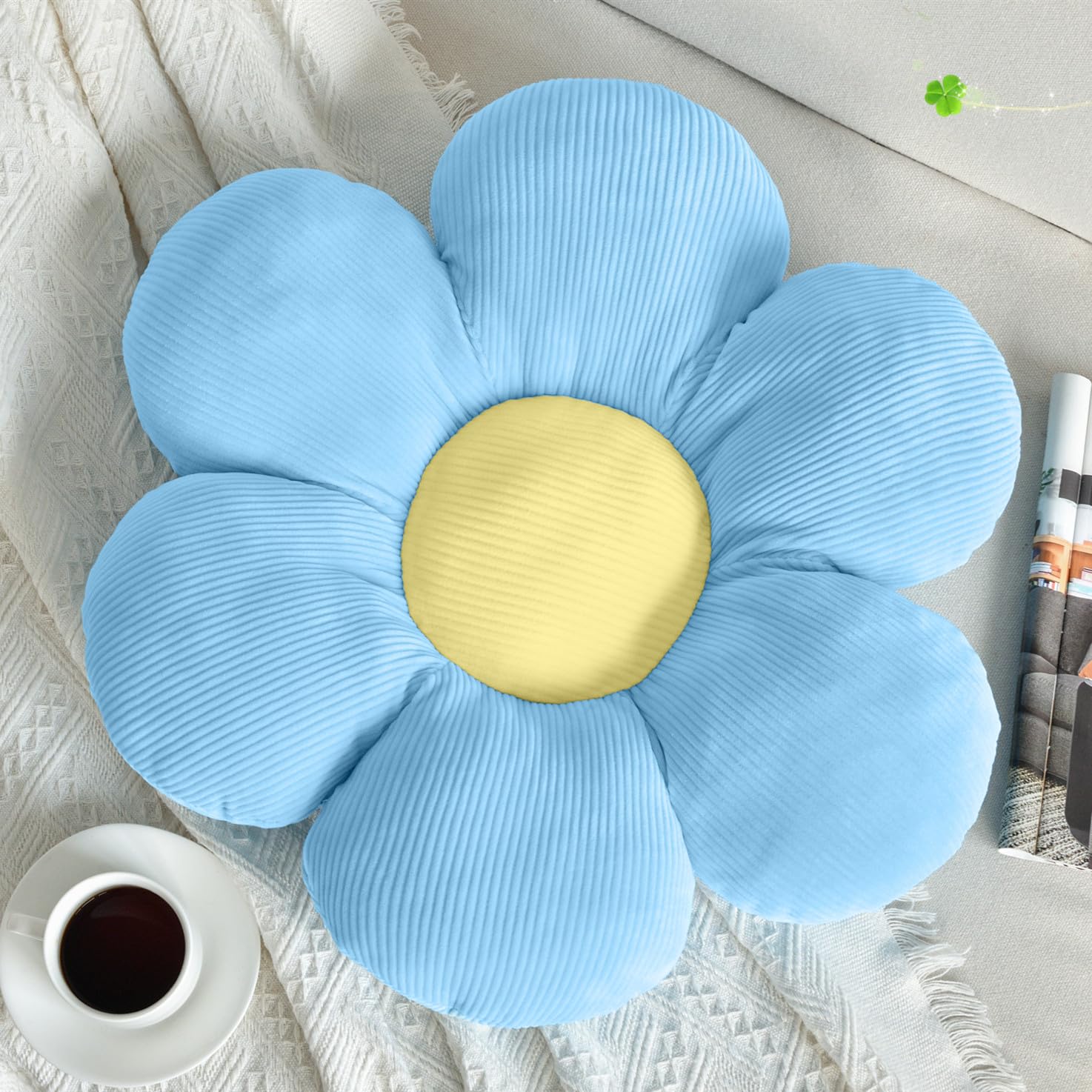 Flower Pillow, Blue Throw Pillows Cute Daisy Decorative Pillow Cushion Seating Home Decorative for Bed, Sofa, Couch