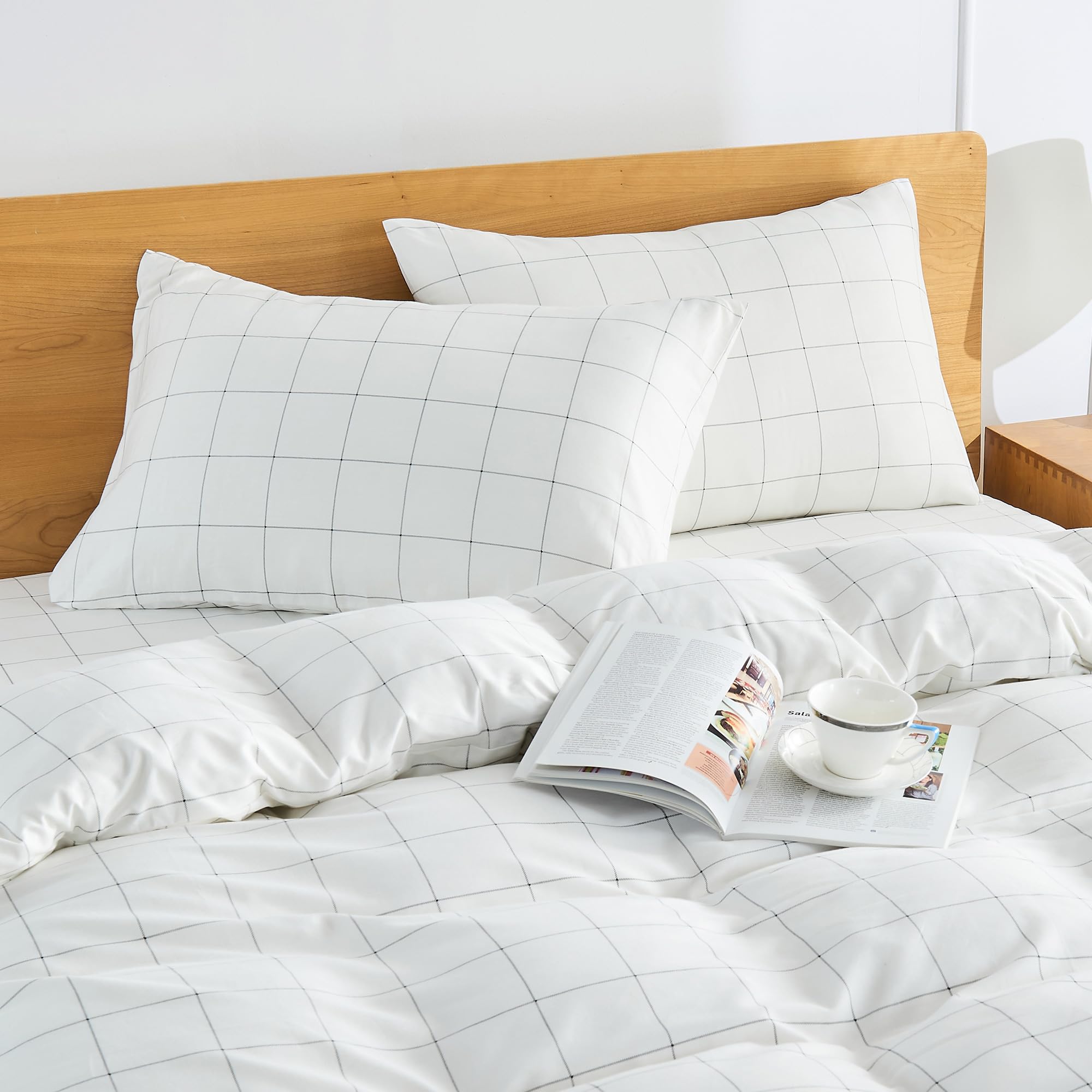 JELLYMONI Cotton Striped Pillowcases Set of 2, Sage Green, Standard | Soft breathable feel, Envelope closure, 400TC cotton, Machine washable, Gentle on skin