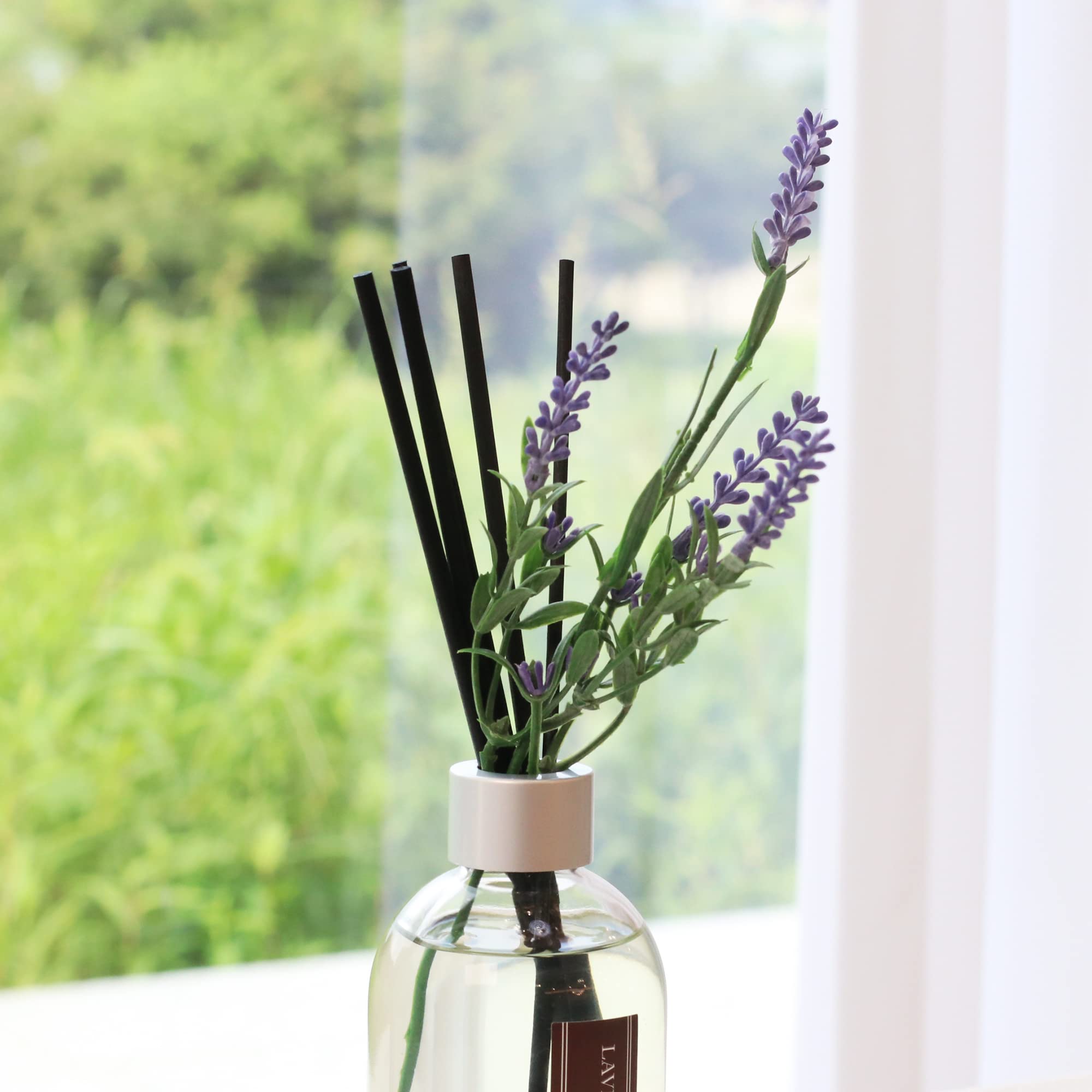 Aronica Modern Christmas Décor, Christmas Smells for House, Holiday Pine Aesthetic Diffuser, Simple Scents Evergreen Trees Boho, Cozy Office Decor for Holiday, Winter Bathroom Decor