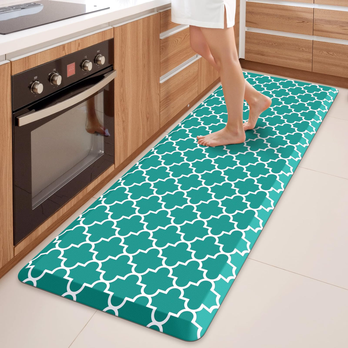WISELIFE Anti-Fatigue Cushioned Kitchen Mat / Rug ,17.3"x 28",Non Slip Heavy Duty PVC Ergonomic Waterproof Comfort Rugs for Floor Home, Office, Sink, Laundry,Black