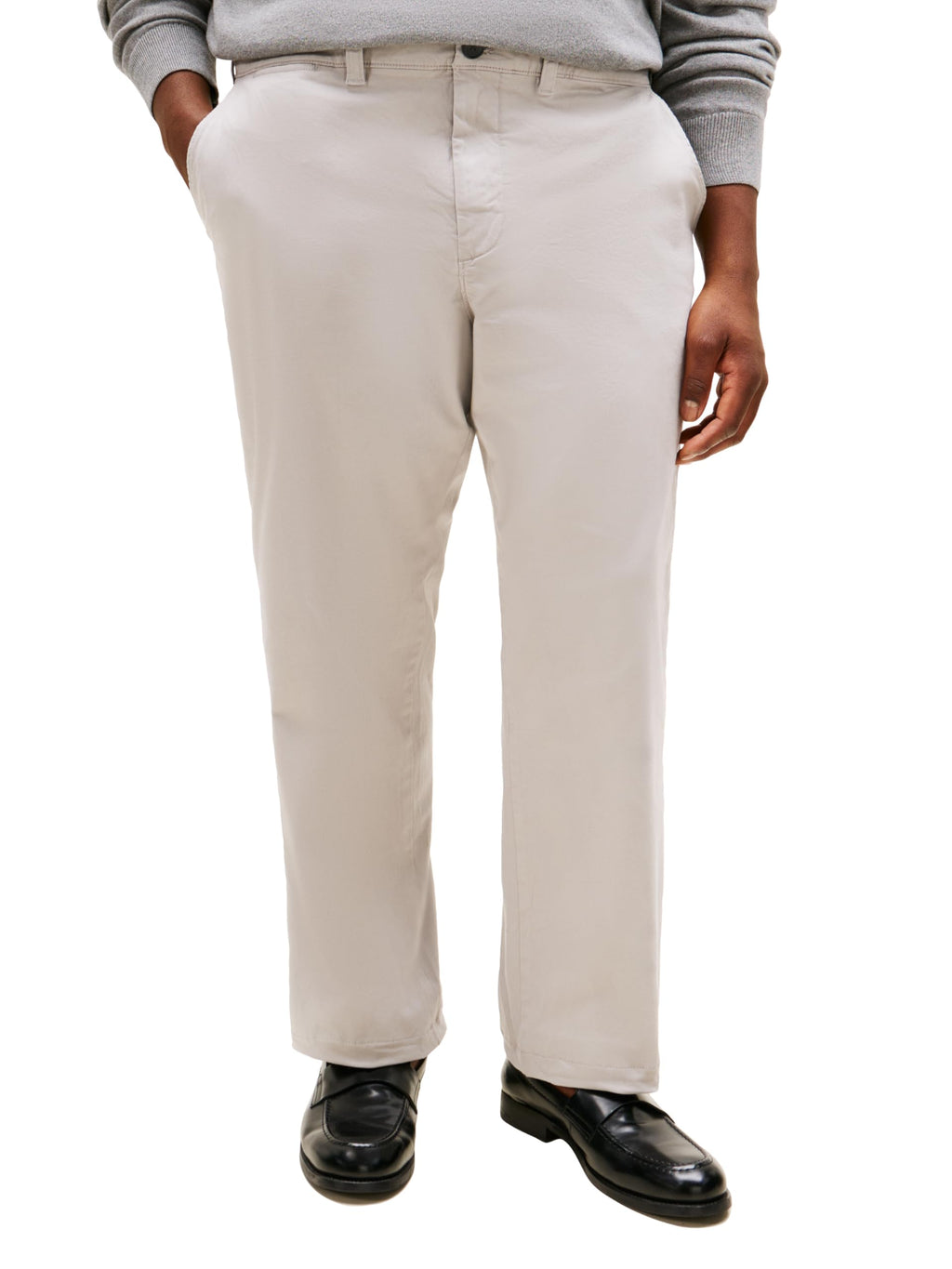 Tommy Hilfiger Men's Big & Tall Stretch Cotton Chino Pants in Classic Fit