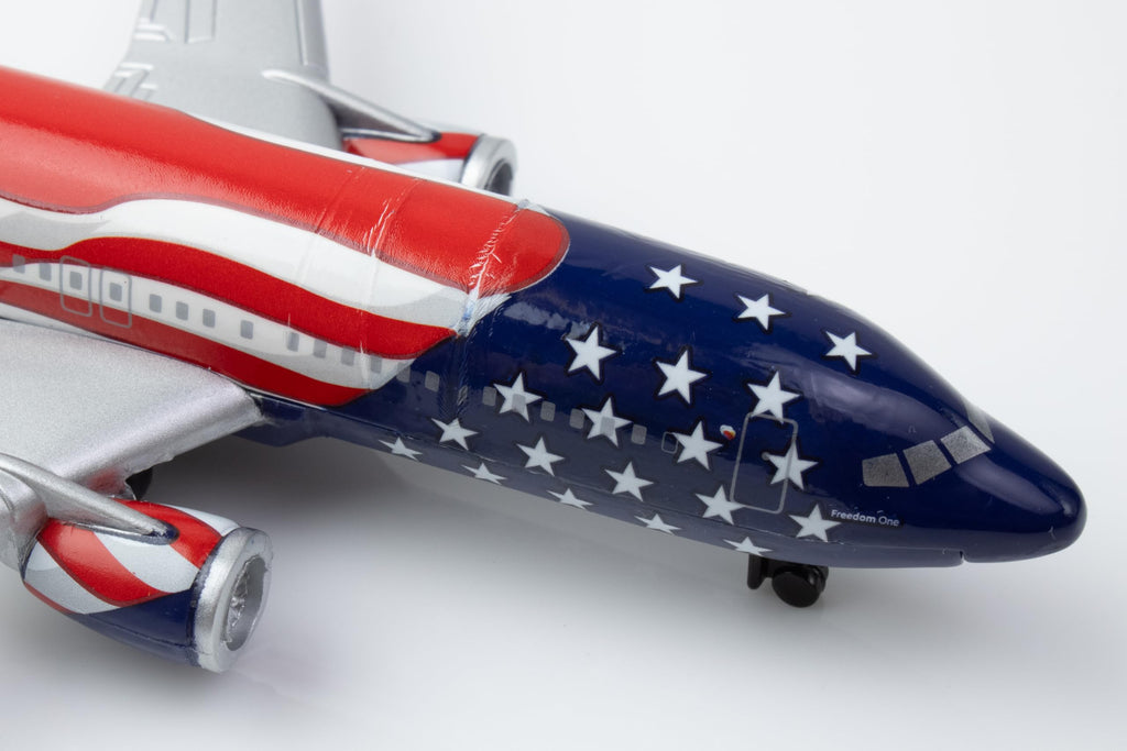 Daron Toy Airplane – Delta Air Lines Airbus A350 – Die-Cast Metal Model Airplane Toy with Plastic Parts for Kids Ages 3+