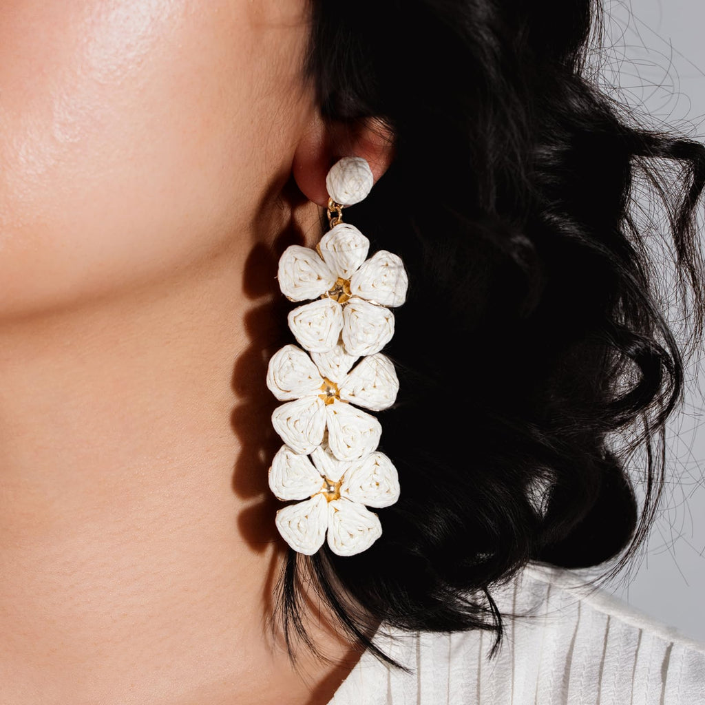Boho Flower Earrings Statement Raffia Dangle Earrings Cute Floral Jewelry Trendy Summer Beach Vacation Outfits for Women