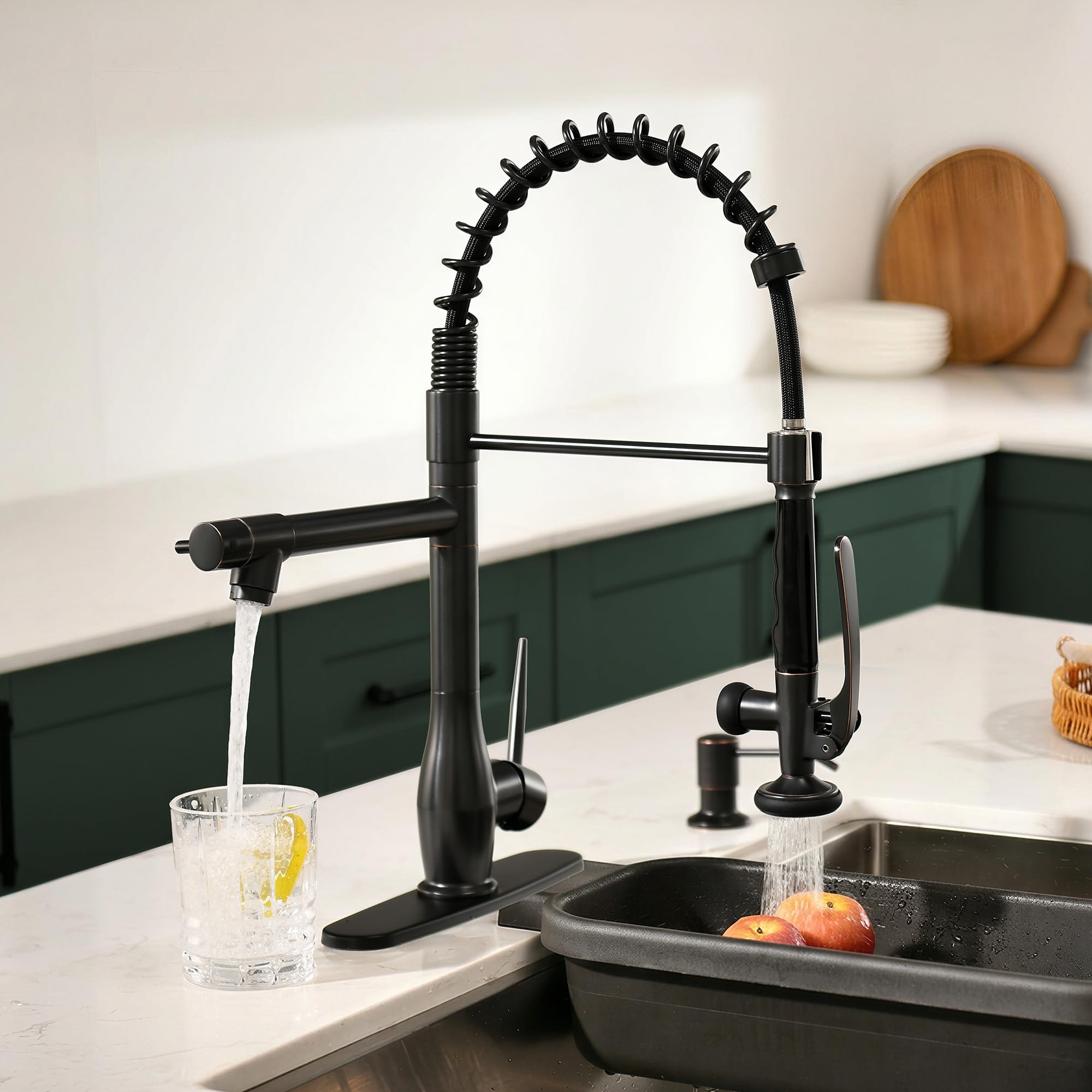 GIMILI Black and Gold Kitchen Faucet with Pull Down Sprayer Single Handle High Pressure Kitchen Sink Faucet Commercial Double-Headed Stainless Steel Kitchen Faucets