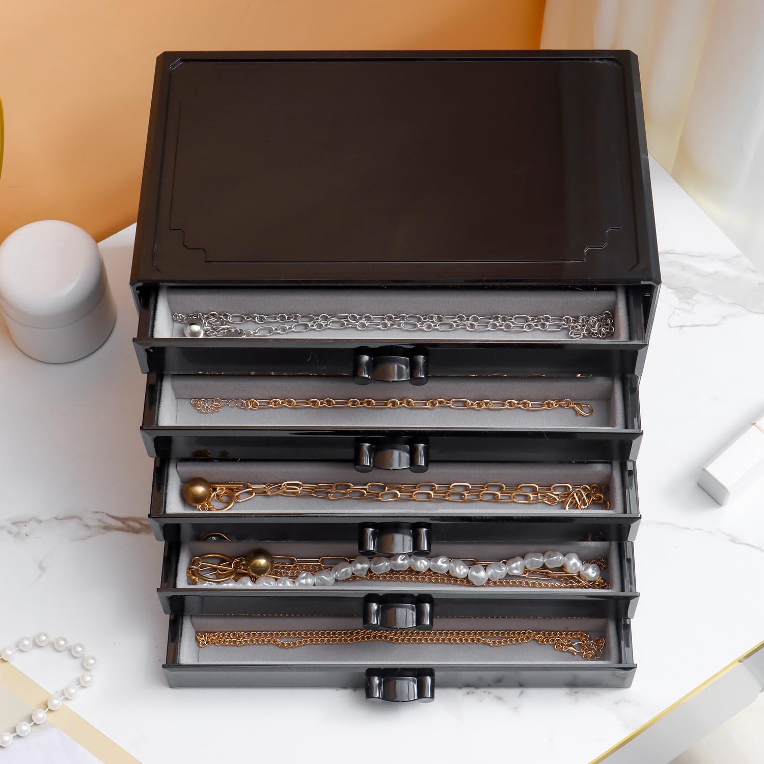 YUFONG Necklace Holder Organizer, Dustproof Necklace Box Velvet Necklace Organizer Box with Lid Clear Acrylic Dustproof Stackable Jewelry Displays for Necklaces Chain Display (Beige, 3 Drawer)