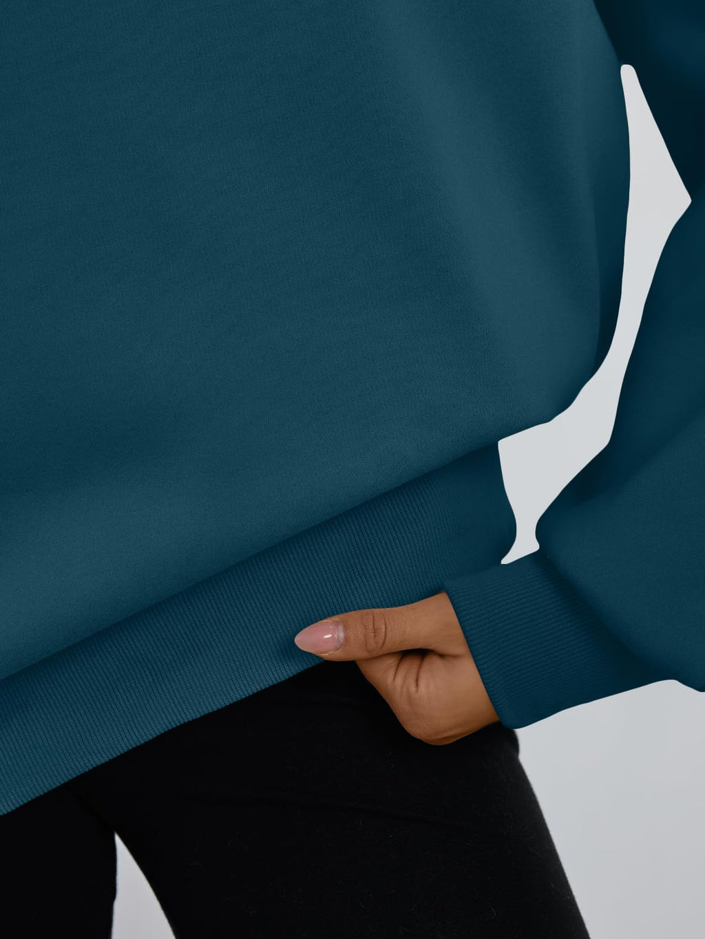 Trendy Queen Sweatshirts for Women Hoodies Oversized Crewneck Tops Sweaters Comfy Fall Winter Outfits Clothes 2026 Fashion