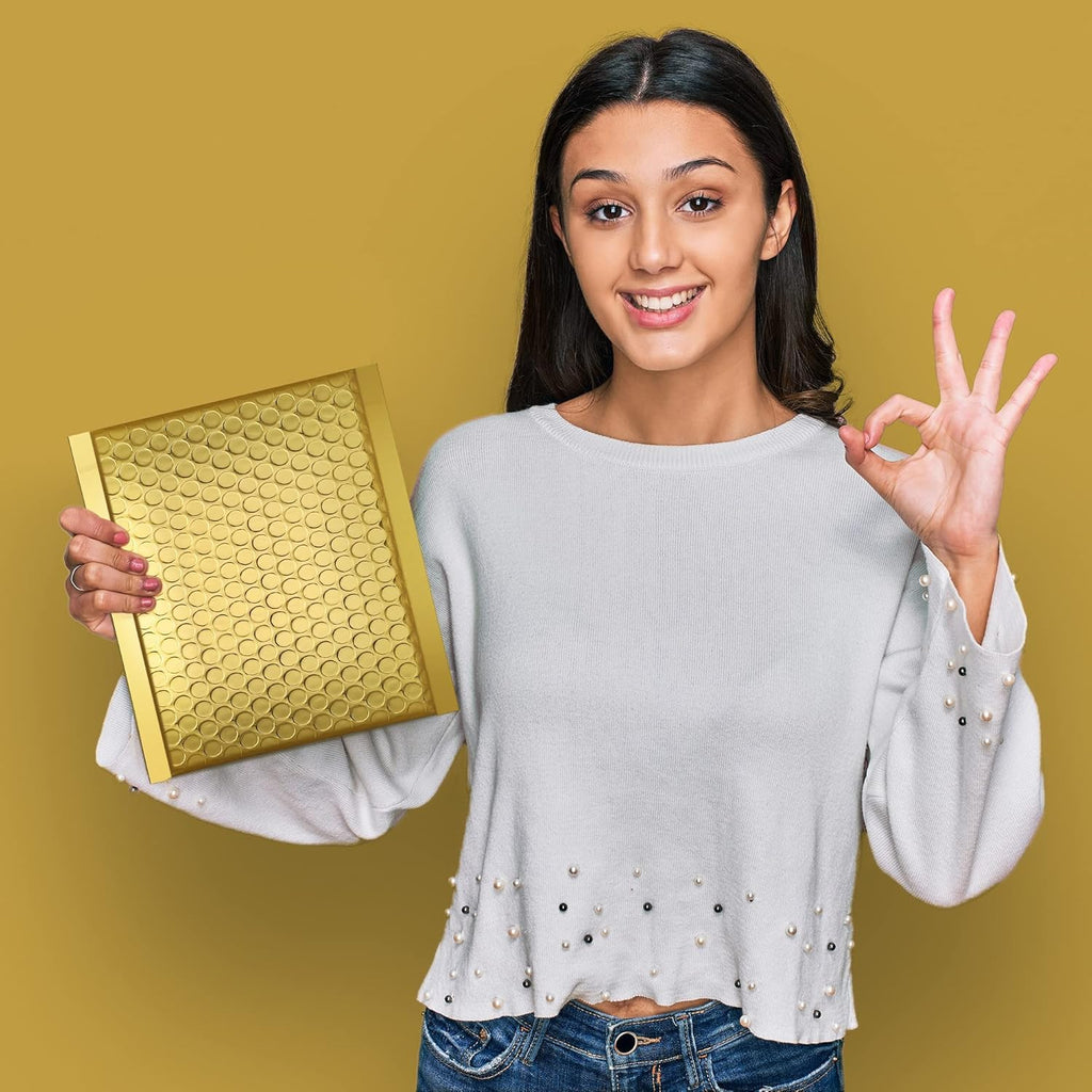 Fuxury Gold Bubble Mailers 4x8" 50 Pack, Usable Size 4X7" Strong Adhesion Metallic Bubble Envelopes,Waterproof Padded Envelopes Small Padded Mailer, Cute Packing for Jewelry, Makeup Supplie,Bulk #000