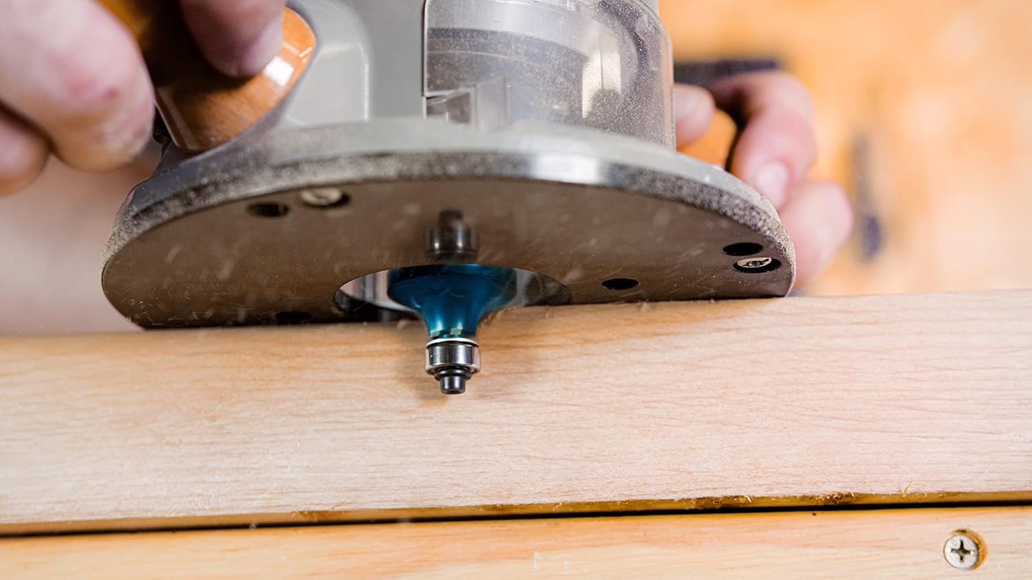BOSCH Router 1617EVS 2.25 HP Electronic Fixed-Base Woodworking Router