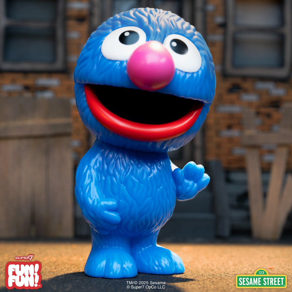 Super7 Fun! Fun! Peanuts Snoopy (Puffy Coat) Vinyl Figure - 5" Peanuts Action Figure - Classic Cartoon Fans Collectibles & Retro Toys - Cartoon Model for Collectors & Display Figurine - Comic Strips