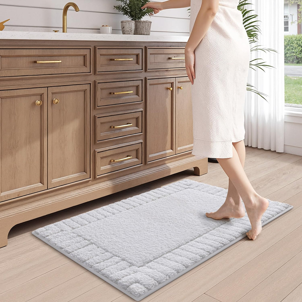 LUMI Bathroom Rugs Non Slip with Rubber Backing, Extra Soft Plush Microfiber Bath Rug Absorbent, Machine Washable Bath Mat Quick Dry for Tub, Shower, Hotel, Beige, 16"x24"