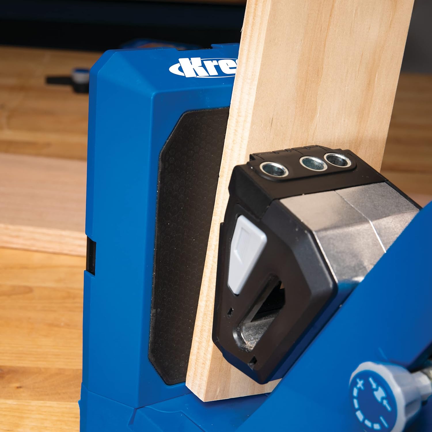 Kreg Tool KPHJ720PRO Pocket-Hole Jig 720PRO - Easy Clamping & Adjusting - Includes Durable Kreg Pocket-Hole Screws - For Materials 1/2" to 1 1/2" Thick