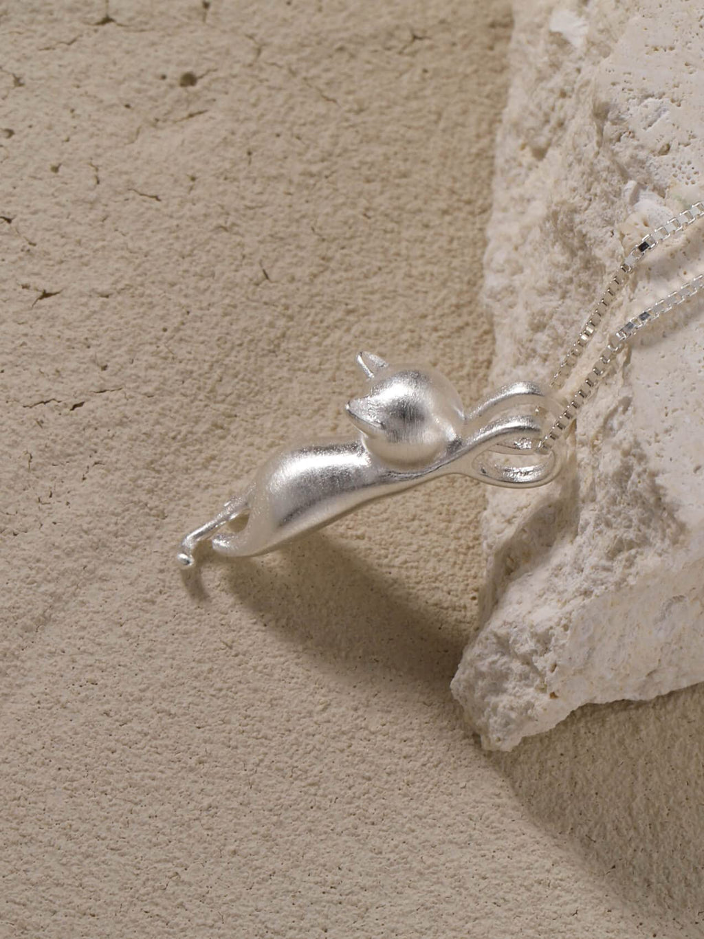 S.Leaf 925 Sterling Silver Cat Necklace Jewelry for Women Trendy Dainty Charm Pendant Necklaces Best Friend Birthday Gifts for Her Sister Mom Wife Womens