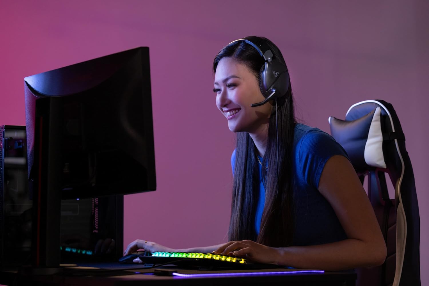 Turtle Beach Recon 70 Multiplatform Gaming Headset for PC, PS5, PS4, Xbox Series X|S, Xbox One, & Mobile w/ 3.5mm Wired Connection - Flip-to-Mute Mic, 40mm Speakers, Lightweight Design, Black