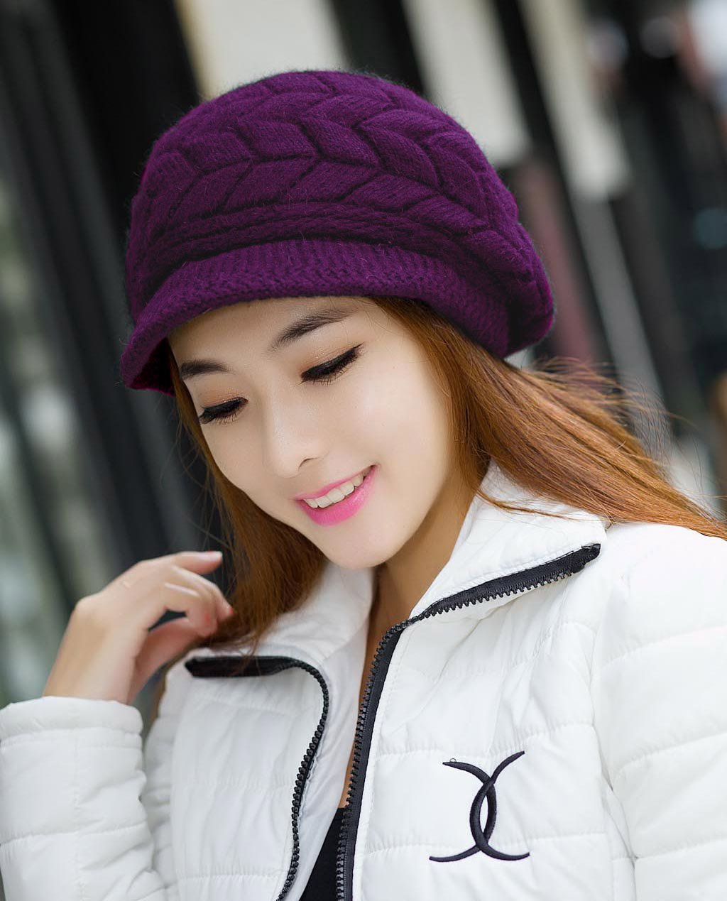 Women Winter Warm Knit Hat Wool Snow Ski Caps with Visor