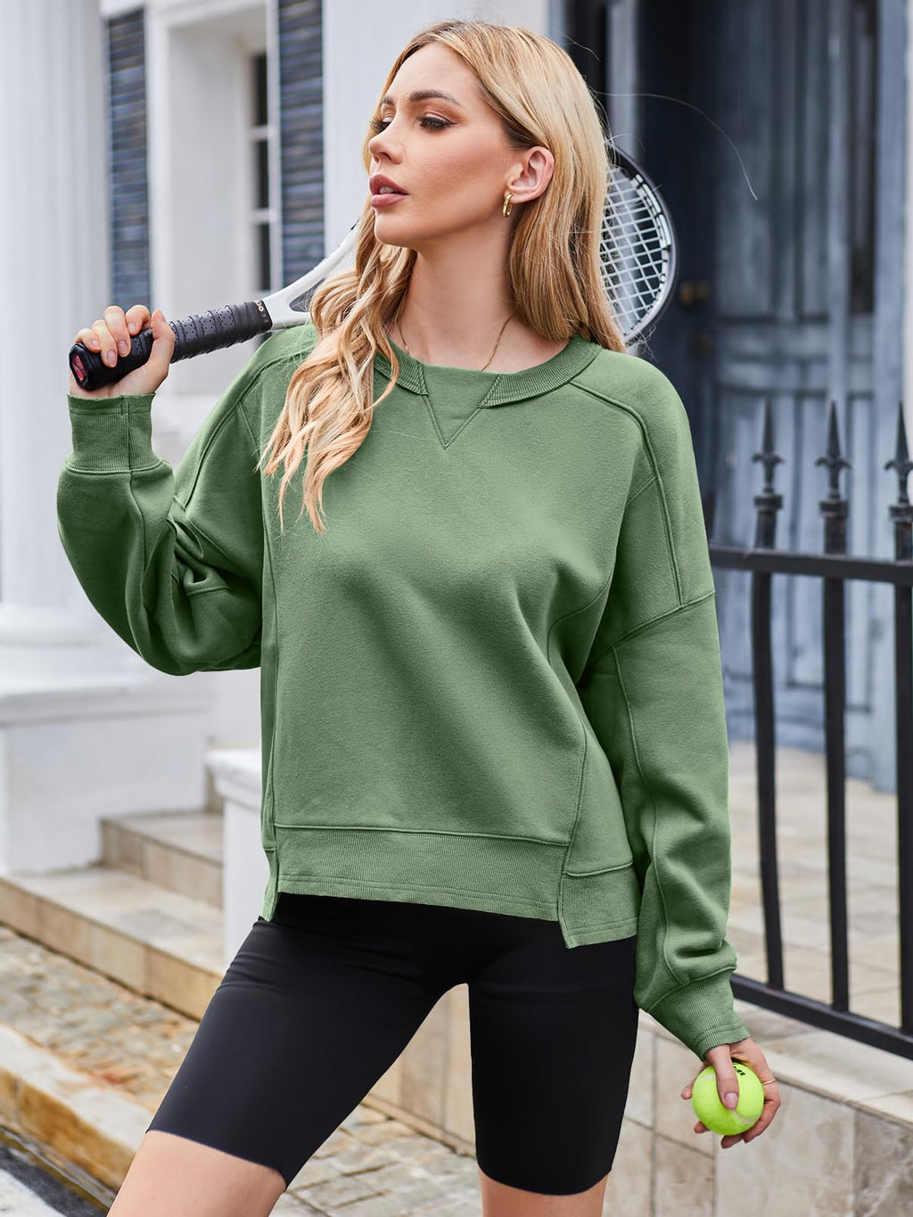 MEROKEETY Women's Oversized Cropped Sweatshirts Crewneck Trendy Workout Pullover Sweater Fall Outfits