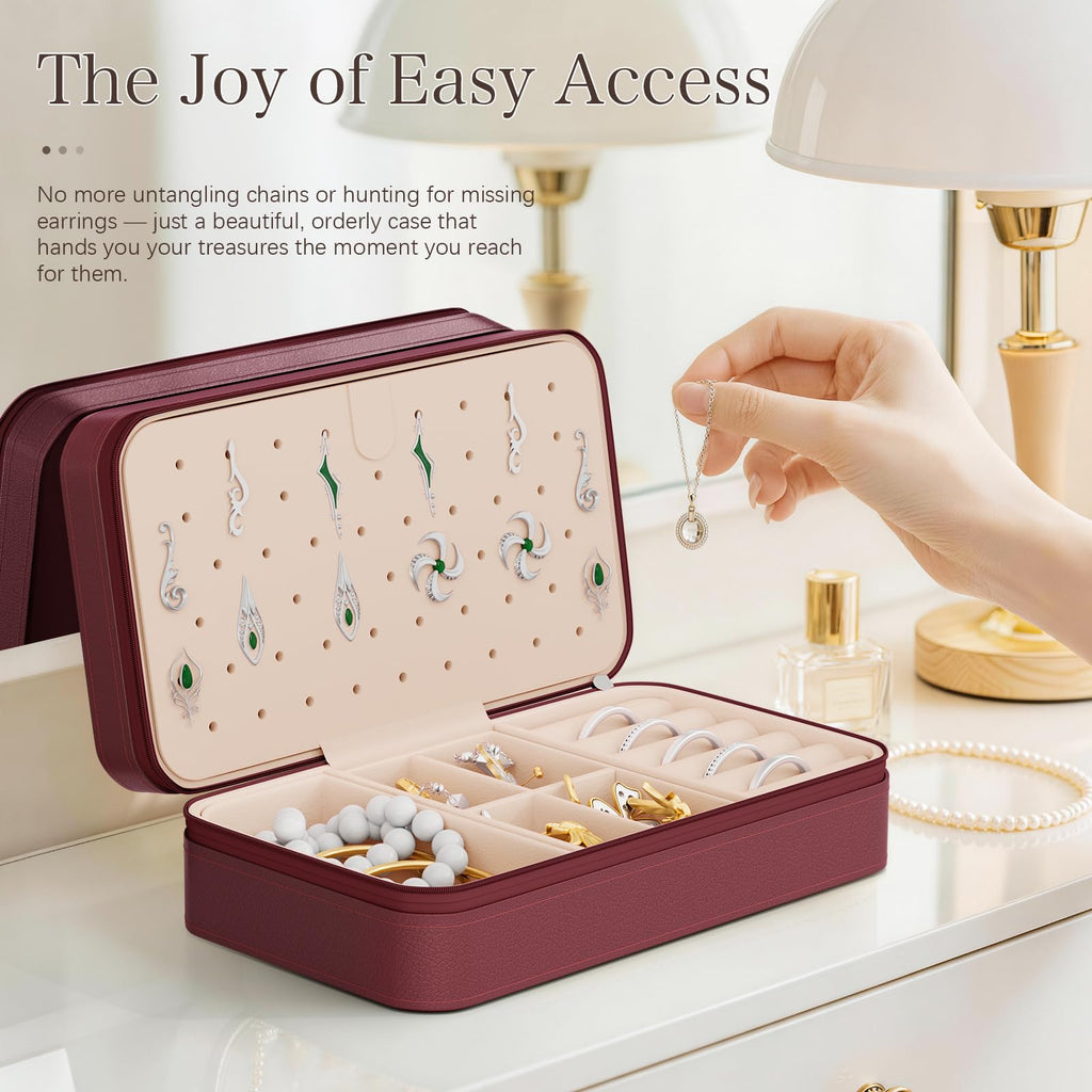 DesignSter Travel Jewelry Box, PU Leather Portable Jewelry Case, Small Jewelry Boxes for Gifts, Travel Jewelry Organizer for Women Rings Earrings Necklaces Bracelets (Avocado Green)
