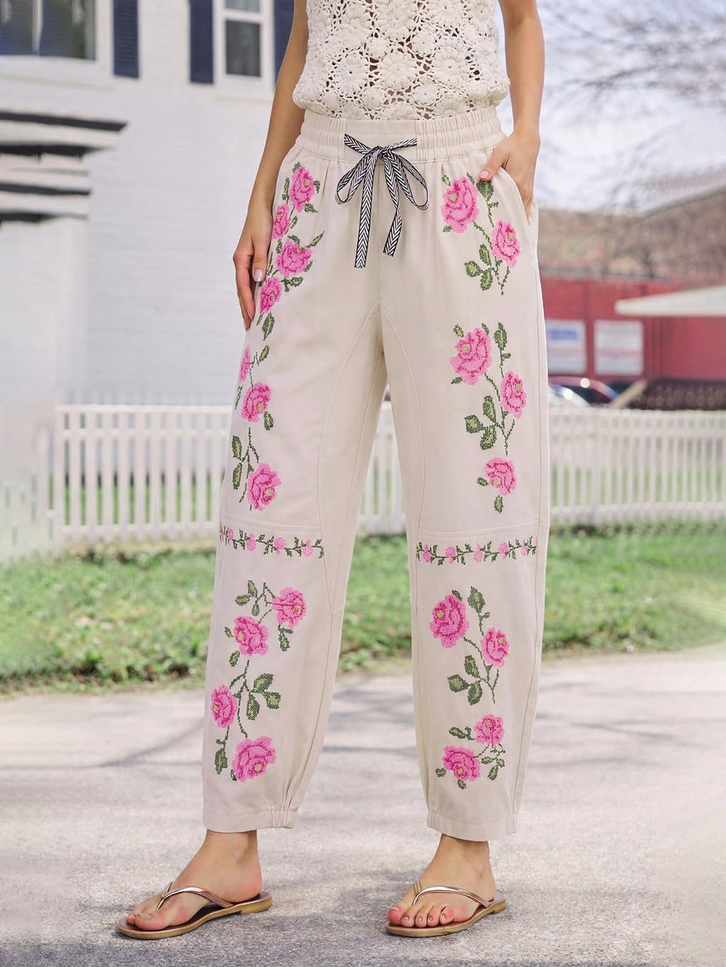 Kedera Mid Rise Barrel Jeans for Women Embroidered Wide Leg Denim Pants Boyfriend Baggy Jeans with Pockets