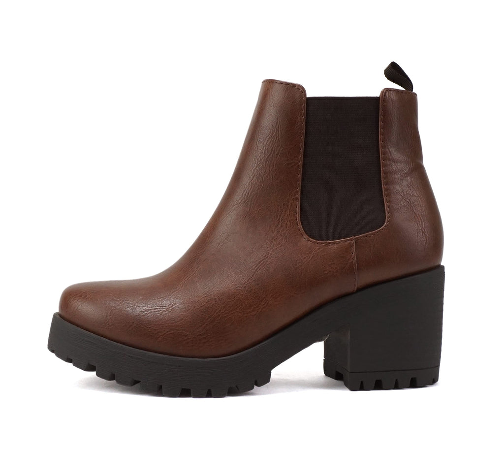 Soda Top Shoes Jaber Ankle Boot W Lug Sole Elastic Gore and Chunky Heel