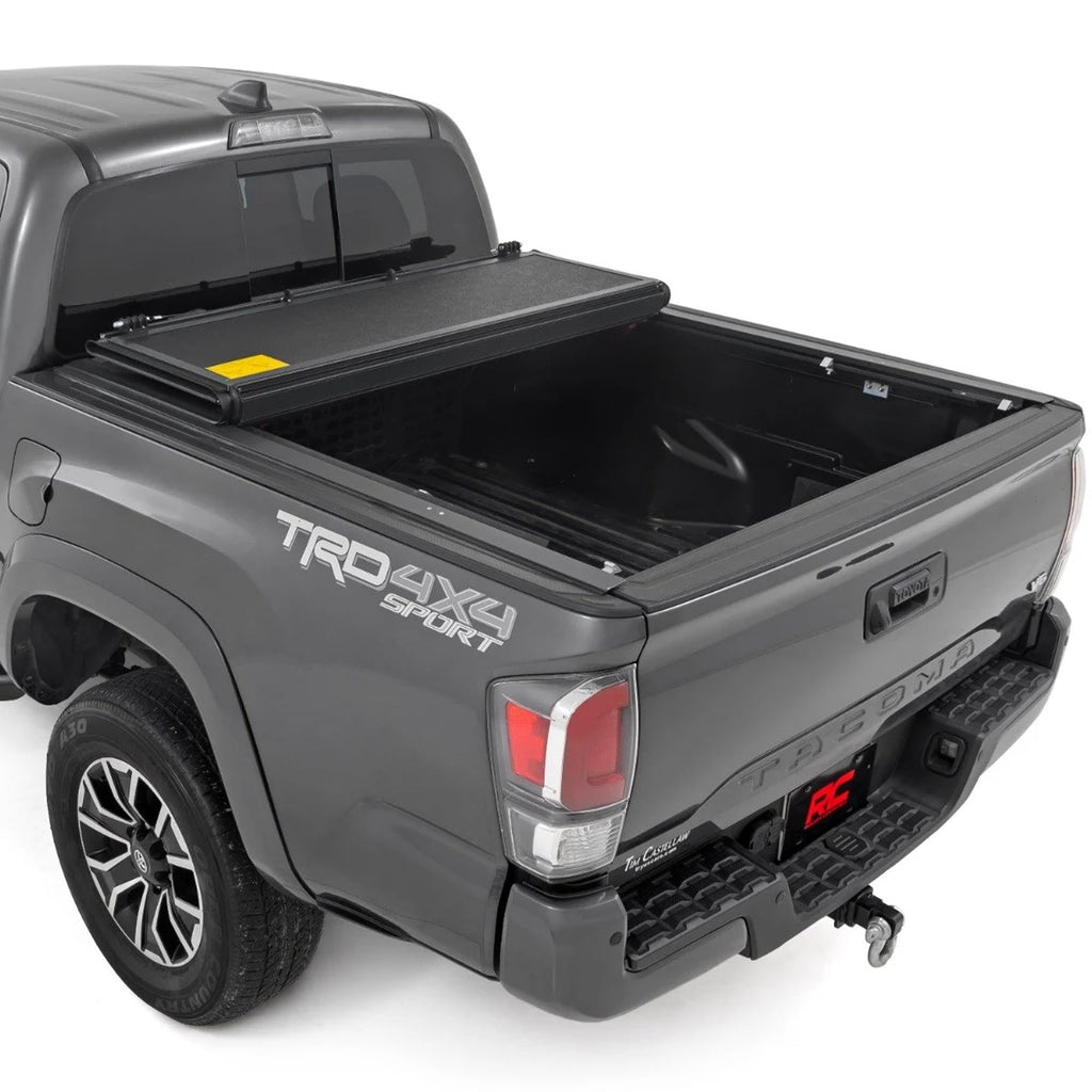 Rough Country Hard Tri-Fold Tonneau Cover for Toyota Tacoma (2016–2023) - Low-Profile Aluminum Truck Bed Cover, Fits 5' Bed (60.5")