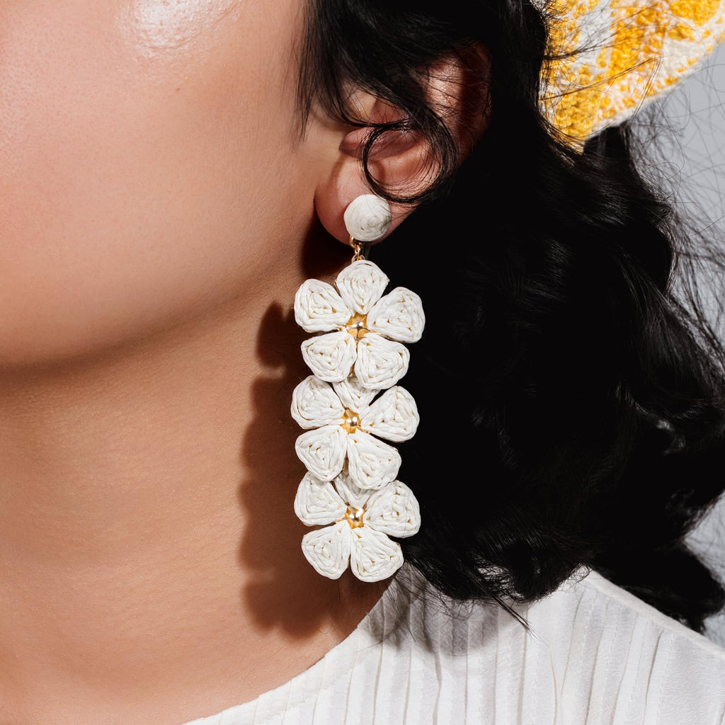 Boho Flower Earrings Statement Raffia Dangle Earrings Cute Floral Jewelry Trendy Summer Beach Vacation Outfits for Women