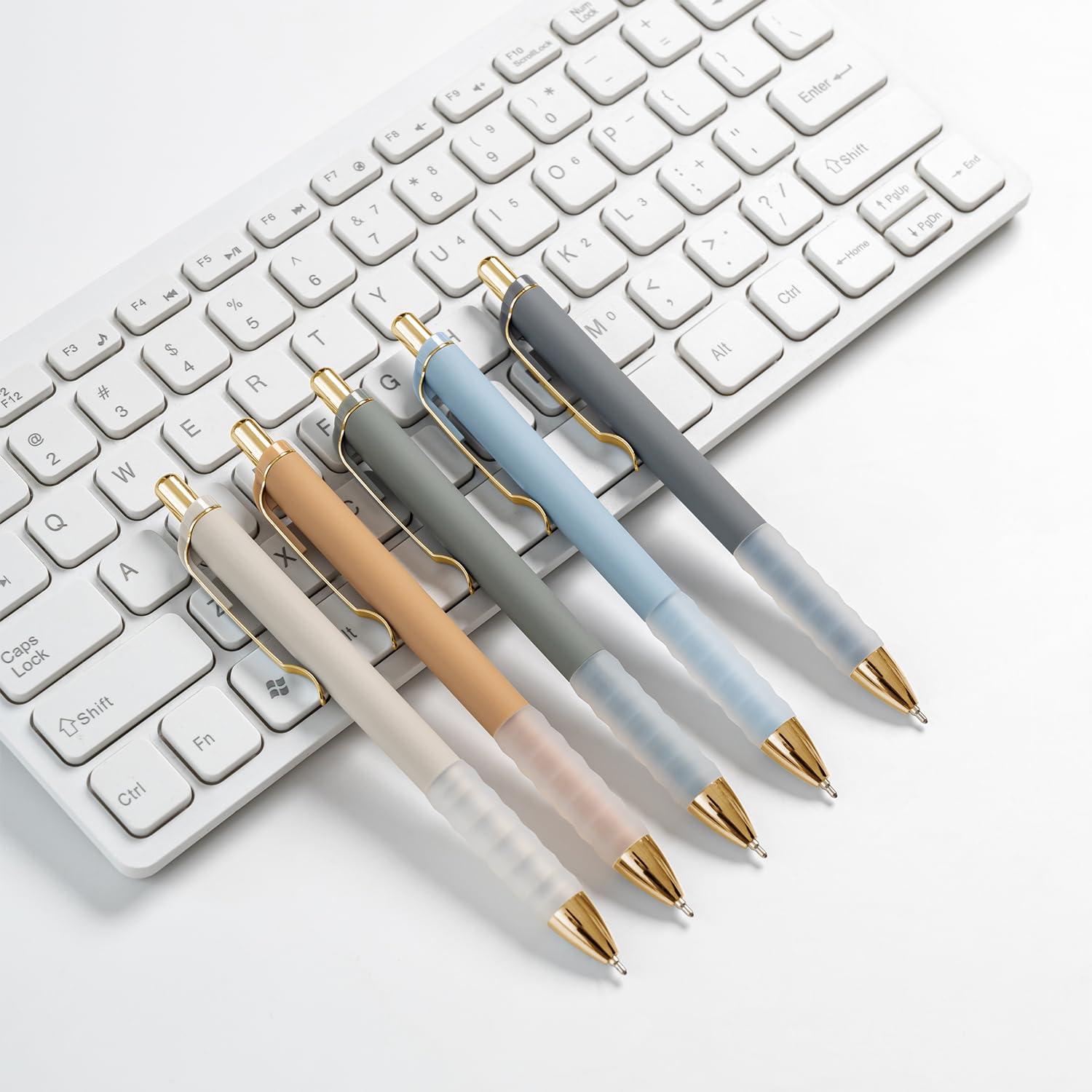 Linbsunne Ballpoint Pens Medium Point 1mm Pen with Super Soft Grip Ball Point Pen for Men Women Retractable Pens (Blue Ink+Black Ink+Red Ink)