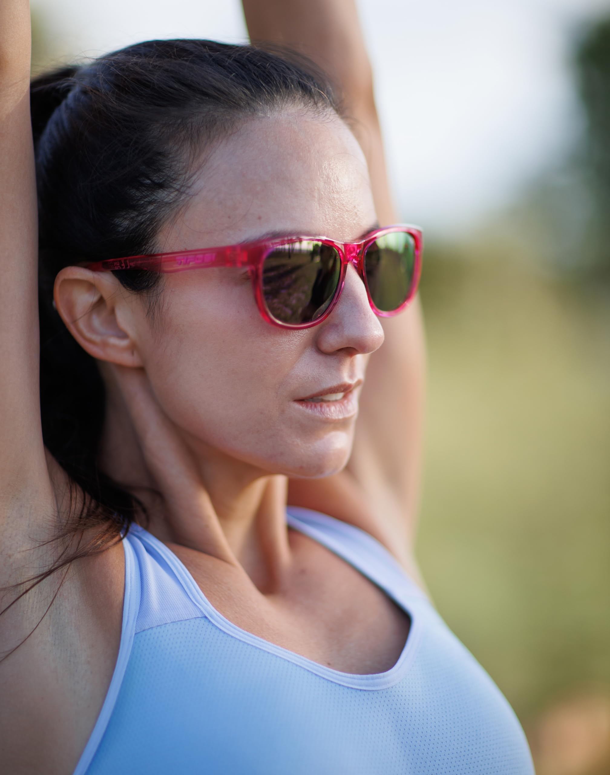 Tifosi Swank Sport Sunglasses - Tangle Free - Ideal For Cycling, Golf, Hiking, Pickleball, Running and Great Lifestyle Look