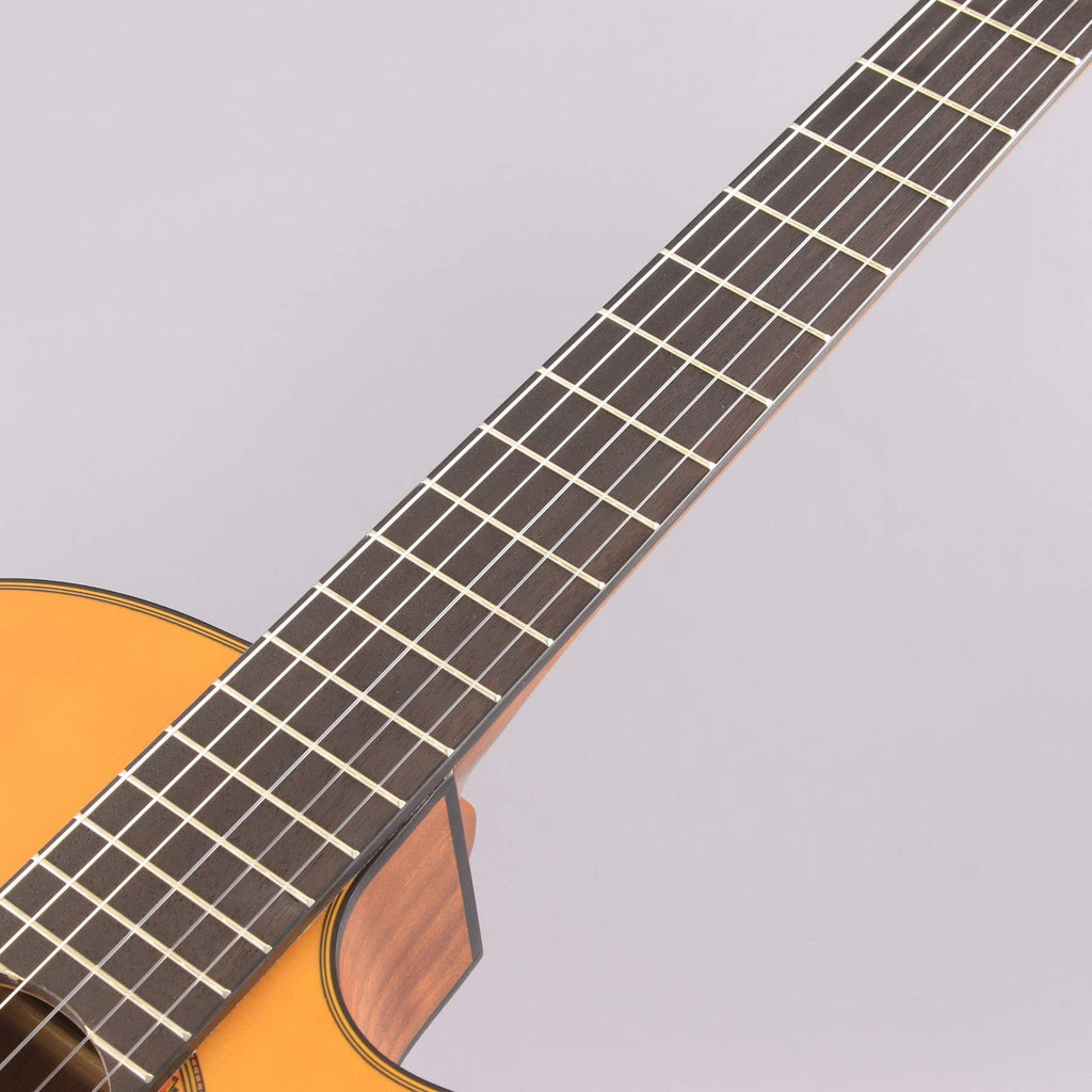 Yamaha CG122MCH Solid Cedar Top Classical Guitar